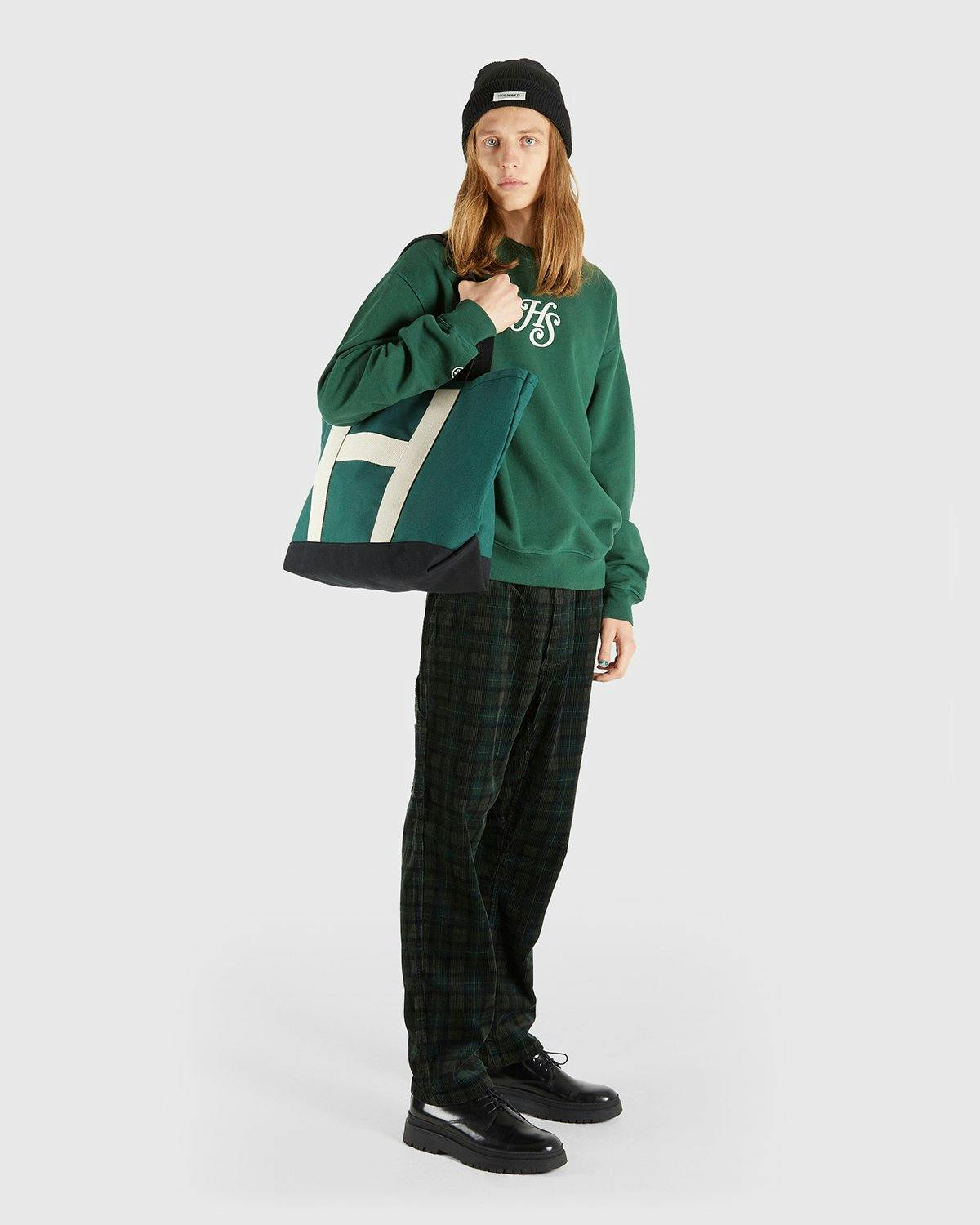 Highsnobiety - Logo Fleece Staples Crew Campus Green - Clothing - Green - Image 5