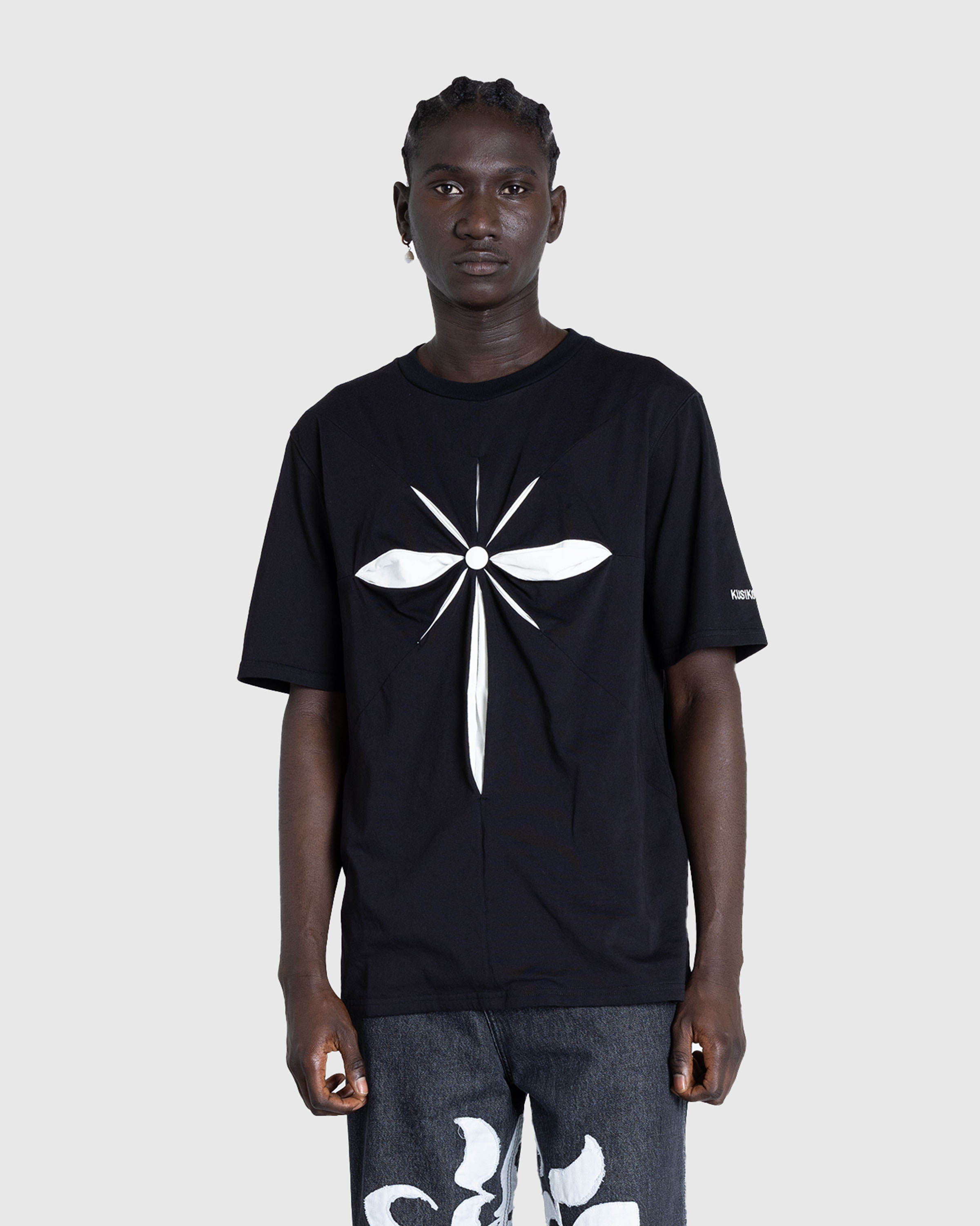 KUSIKOHC – Origami T-Shirt Black/White Alyssum | Highsnobiety Shop