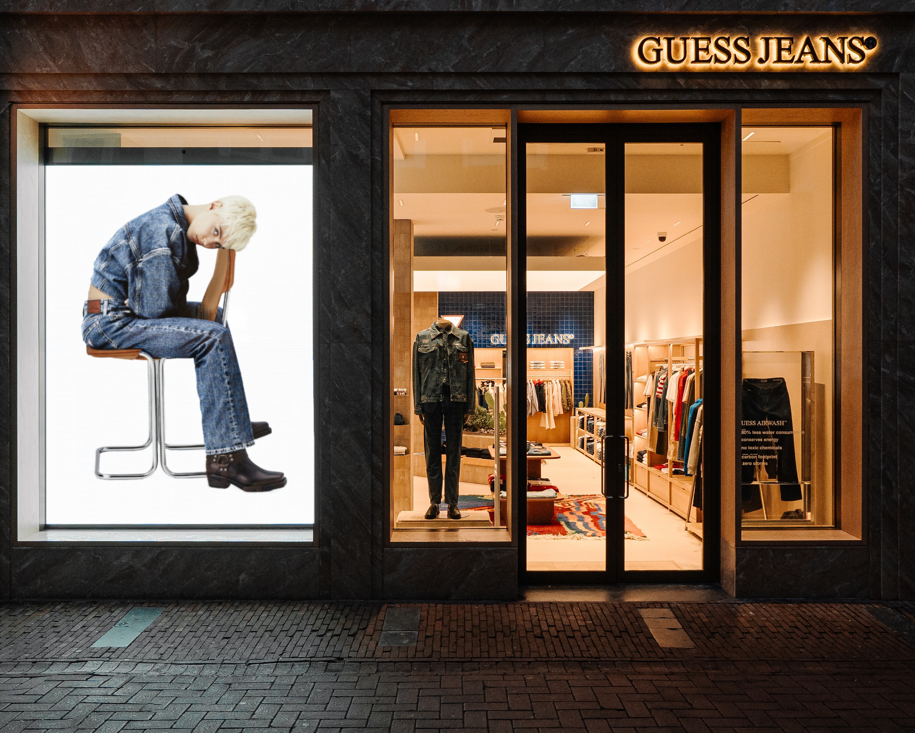 GUESS JEANS takes Amsterdam