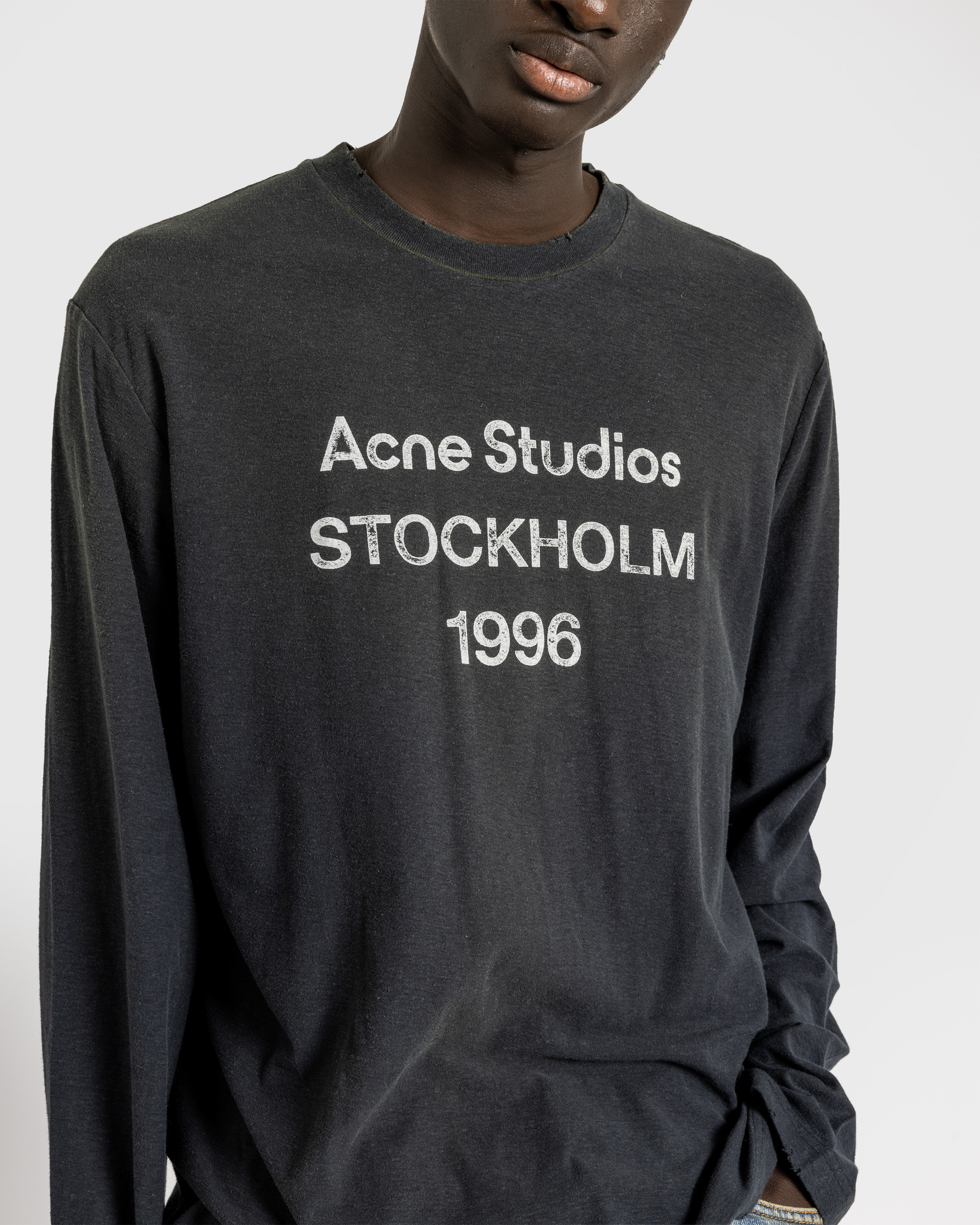 Acne Studios – Logo T-Shirt Faded Black - T-Shirts - Black - Image 5