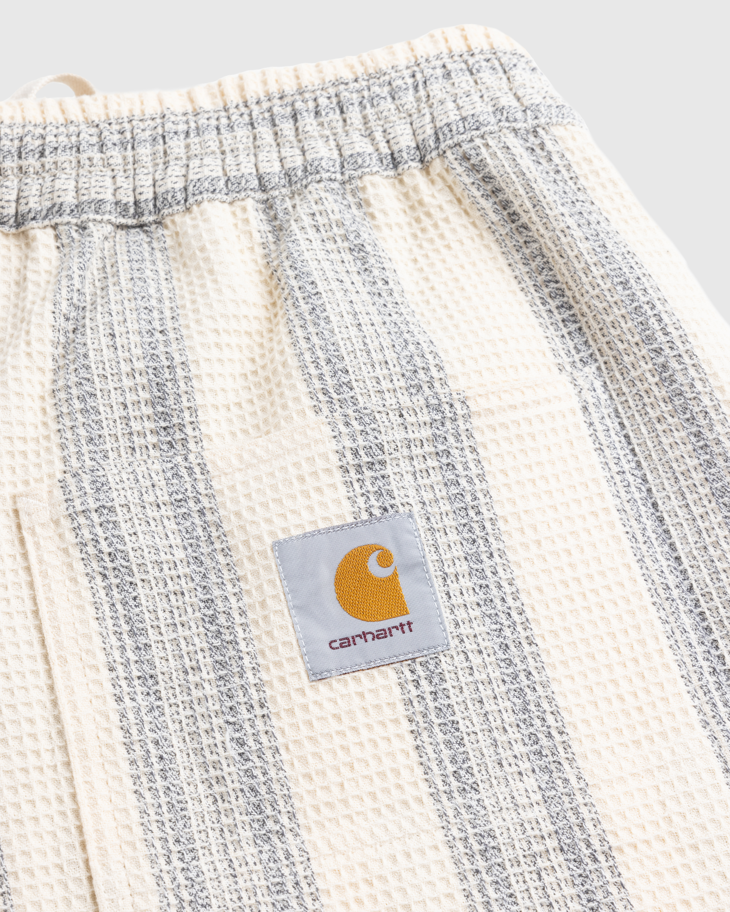 Carhartt – Dodson Stripe Short Natural - Active Shorts - Beige - Image 7