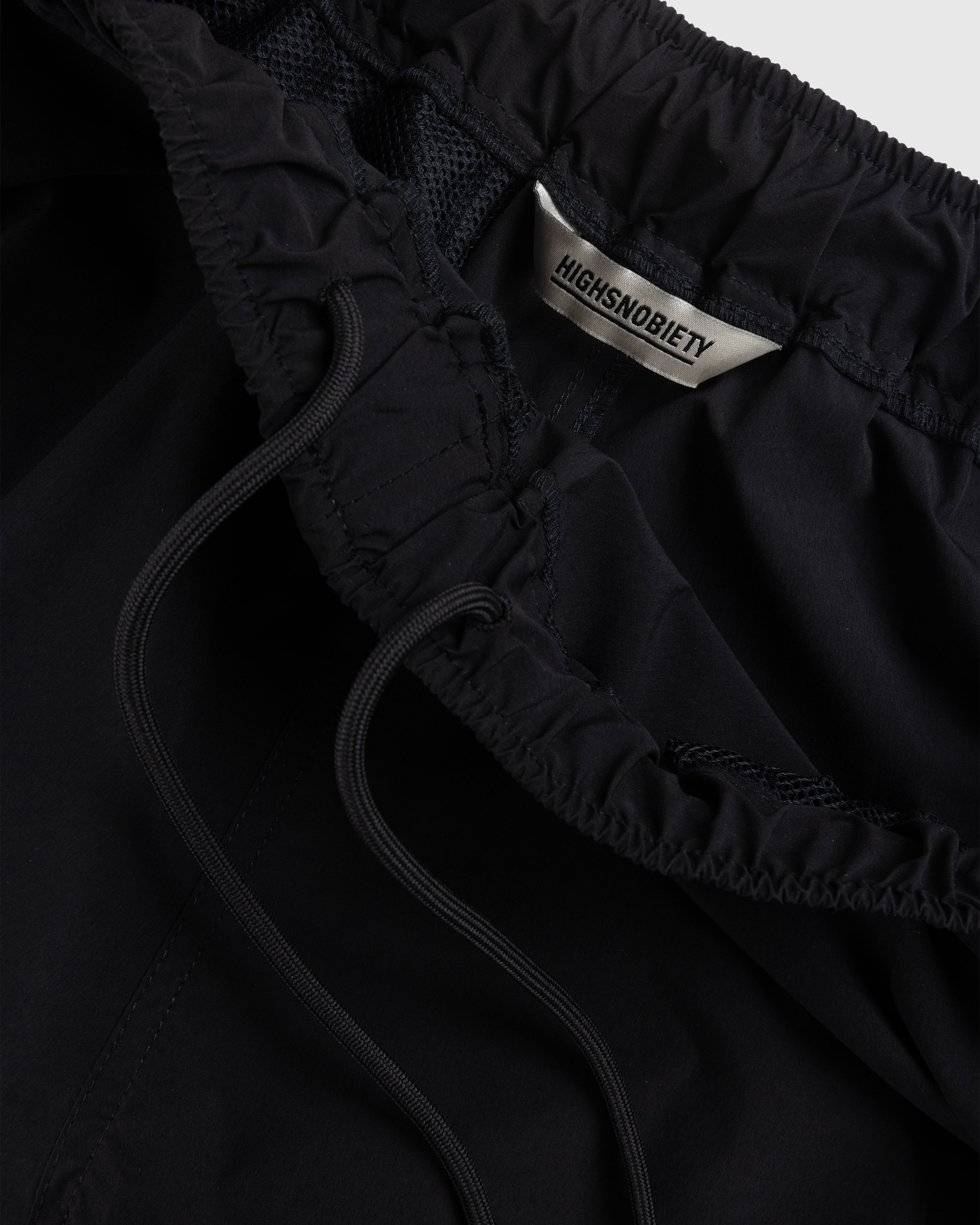 Highsnobiety – Not In Paris Nylon Shorts Black  - Bermuda Cuts - Black - Image 7