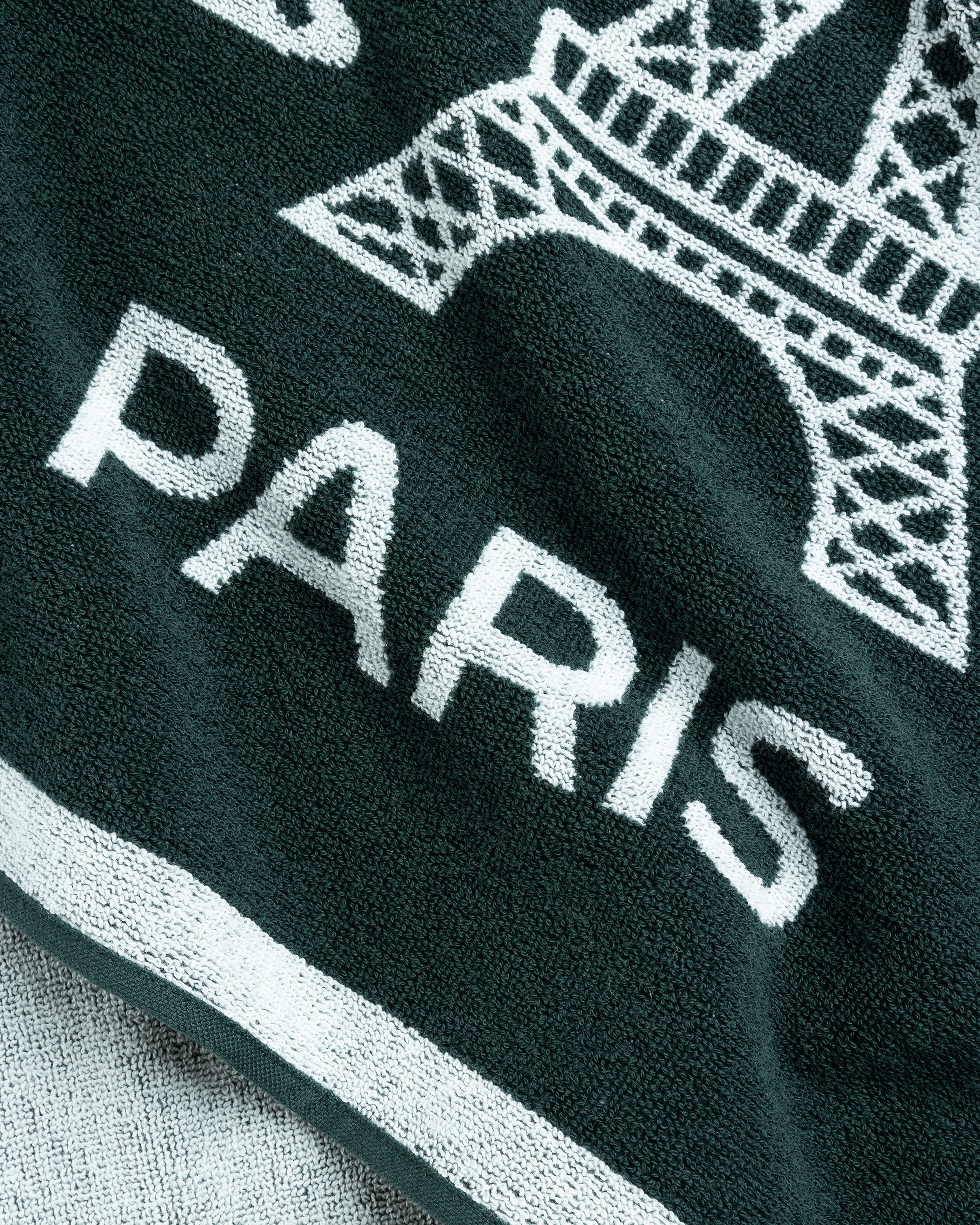 Lacoste x Highsnobiety – Not In Paris Towel Green - Towels - Green - Image 5