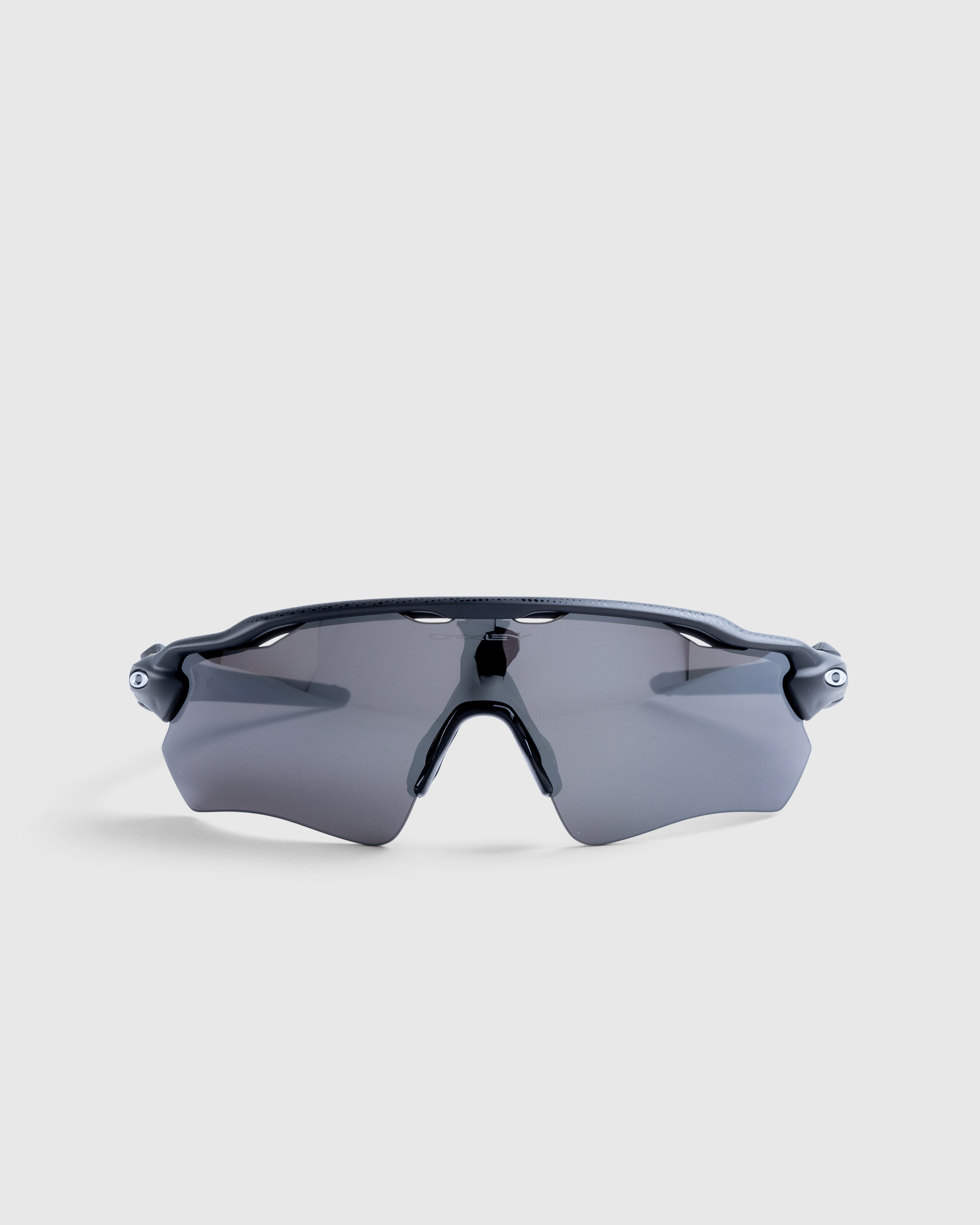 Oakley – Radar EV Path Hi Res Carbon Prizm Black Polarized - Sunglasses - Grey - Image 1