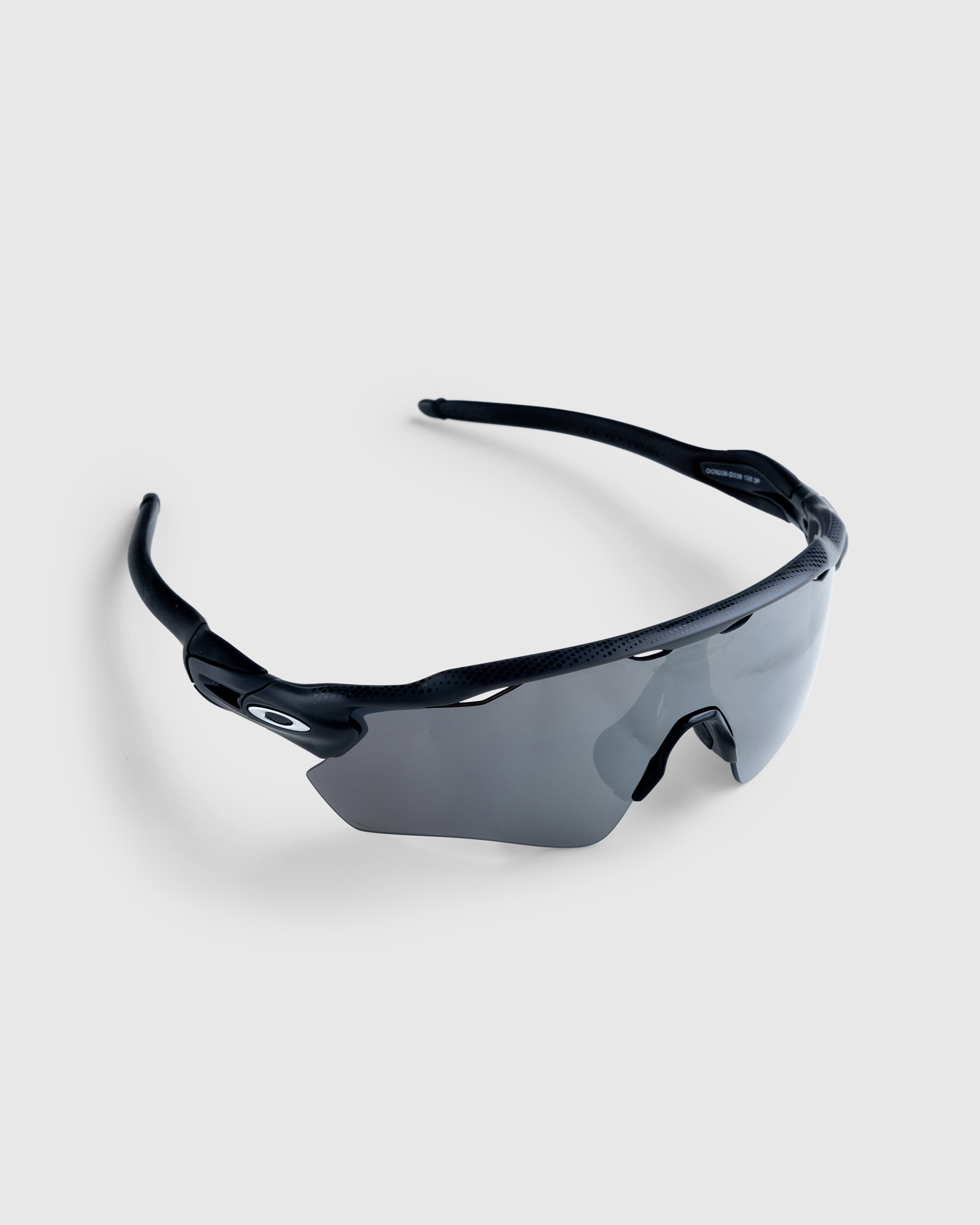 Oakley – Radar EV Path Hi Res Carbon Prizm Black Polarized - Sunglasses - Grey - Image 3
