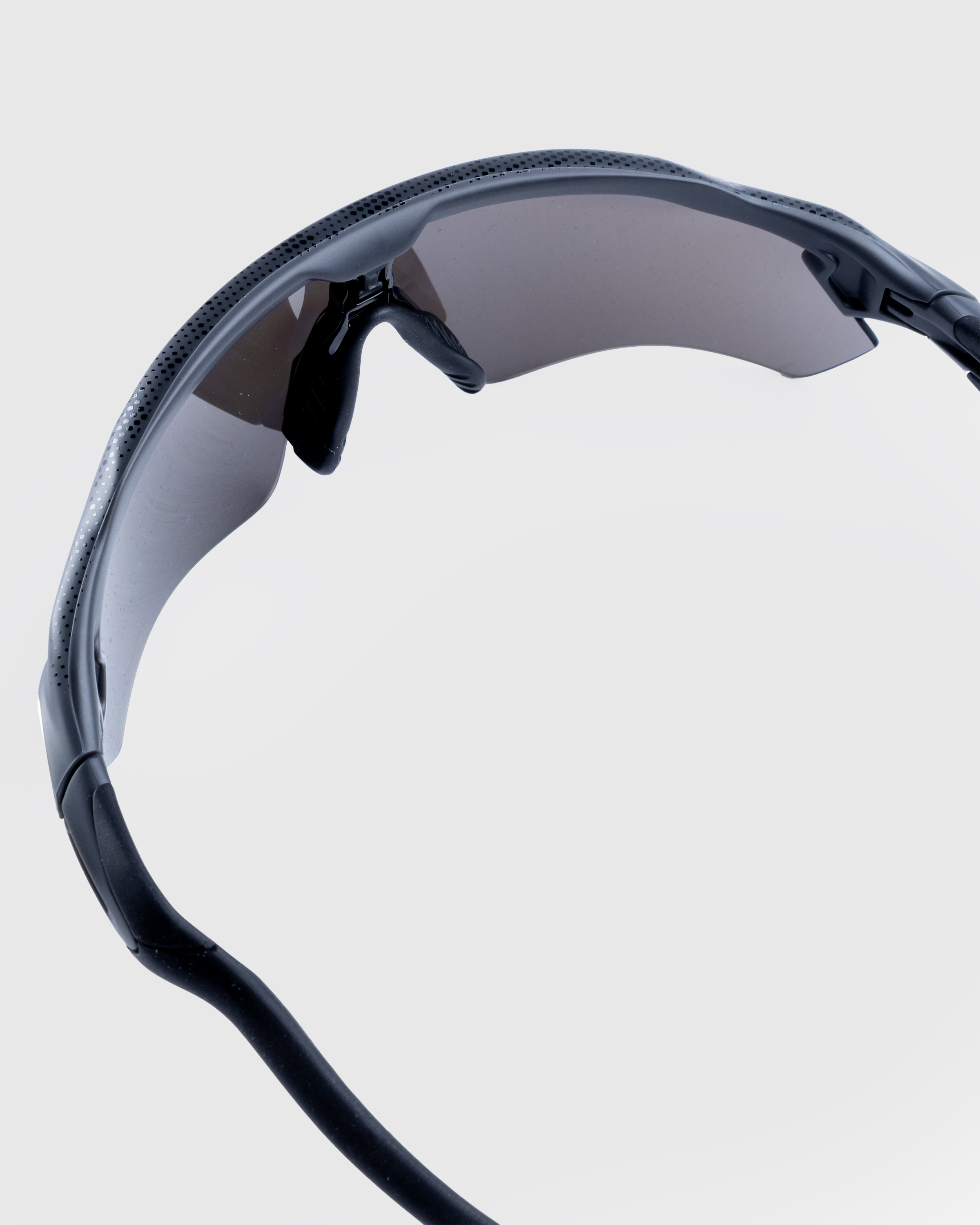 Oakley – Radar EV Path Hi Res Carbon Prizm Black Polarized - Sunglasses - Grey - Image 4