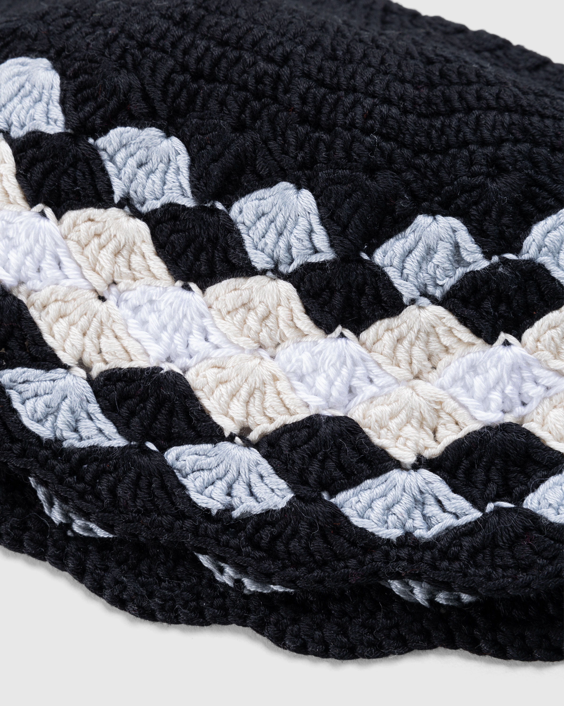 SSU – Seashell Bucket Hat Black/White/Grey - Bucket Hats - Black - Image 4