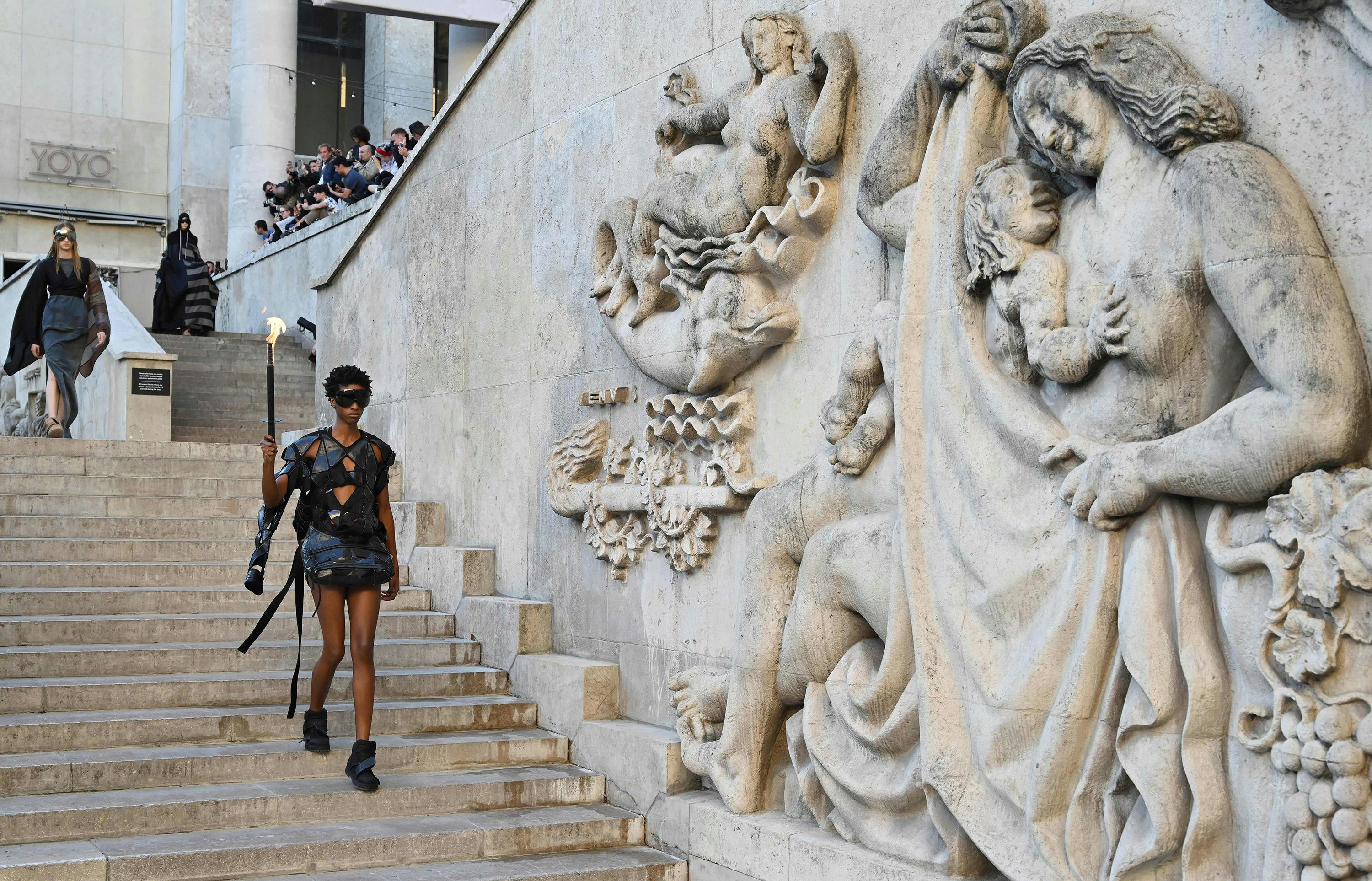 A model presents a creation by Rick Owens during the Spring-Summer 2019 Ready-to-Wear collection fashion show in Paris, on September 27, 2018.