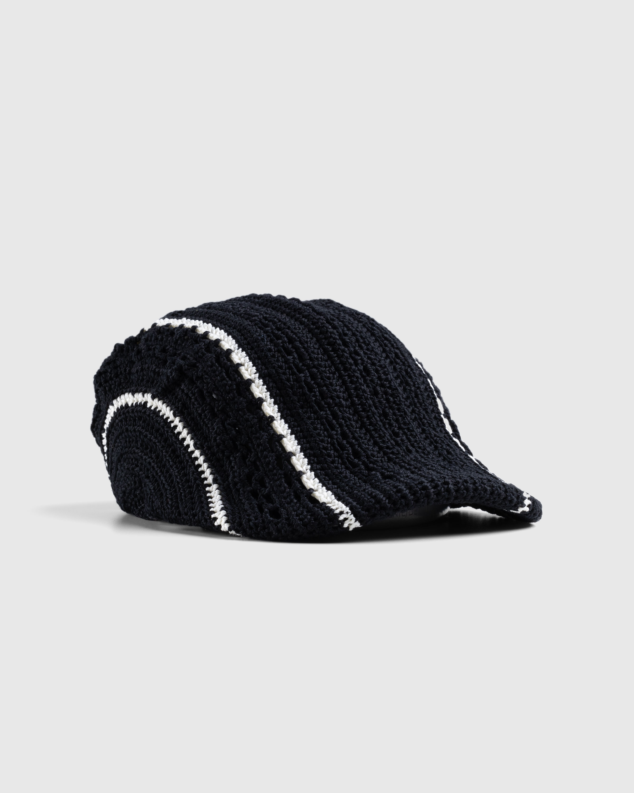 SSU – Crochet Flat Hat Black/Chalk - Flat Caps - Black - Image 1