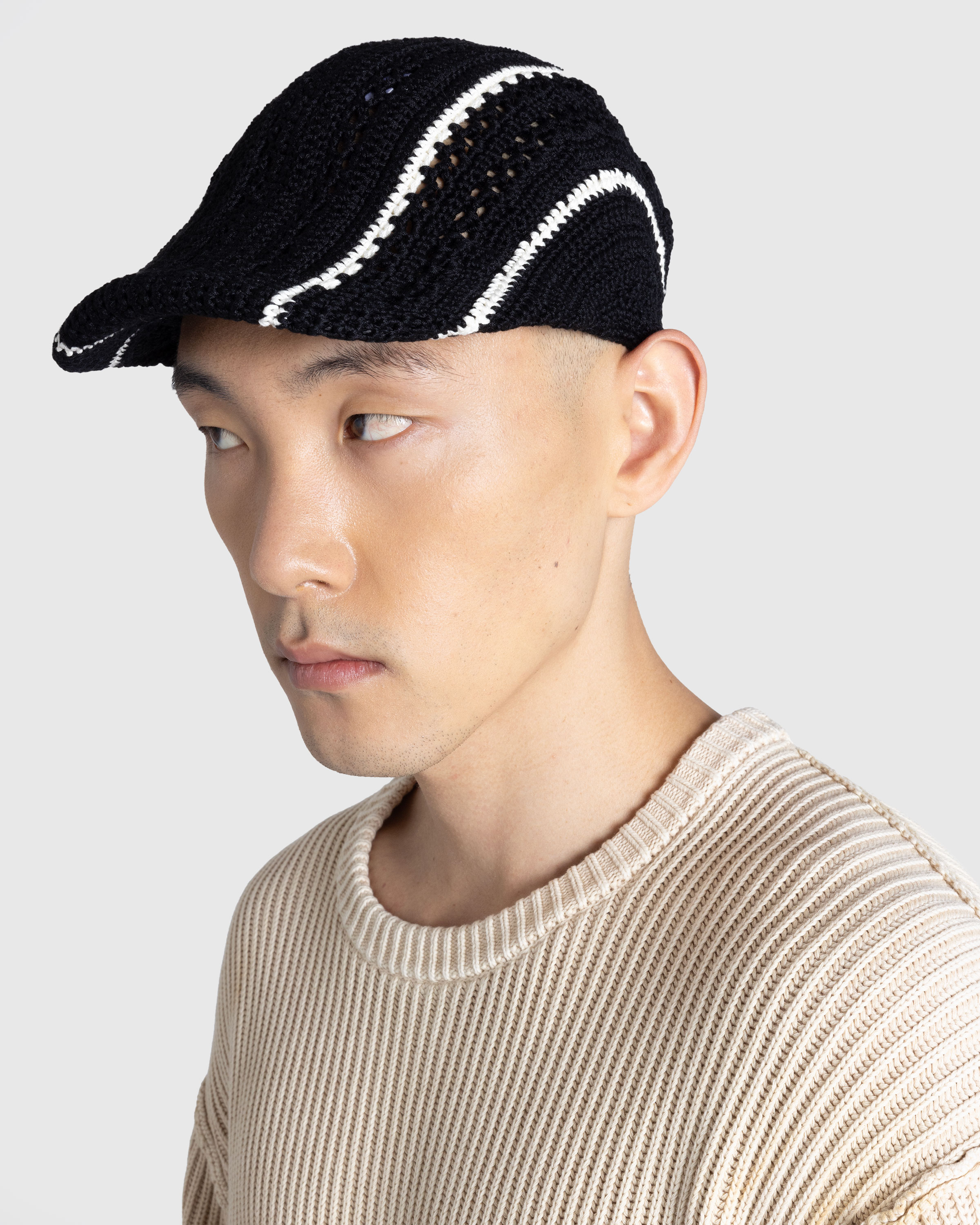 SSU – Crochet Flat Hat Black/Chalk - Flat Caps - Black - Image 2