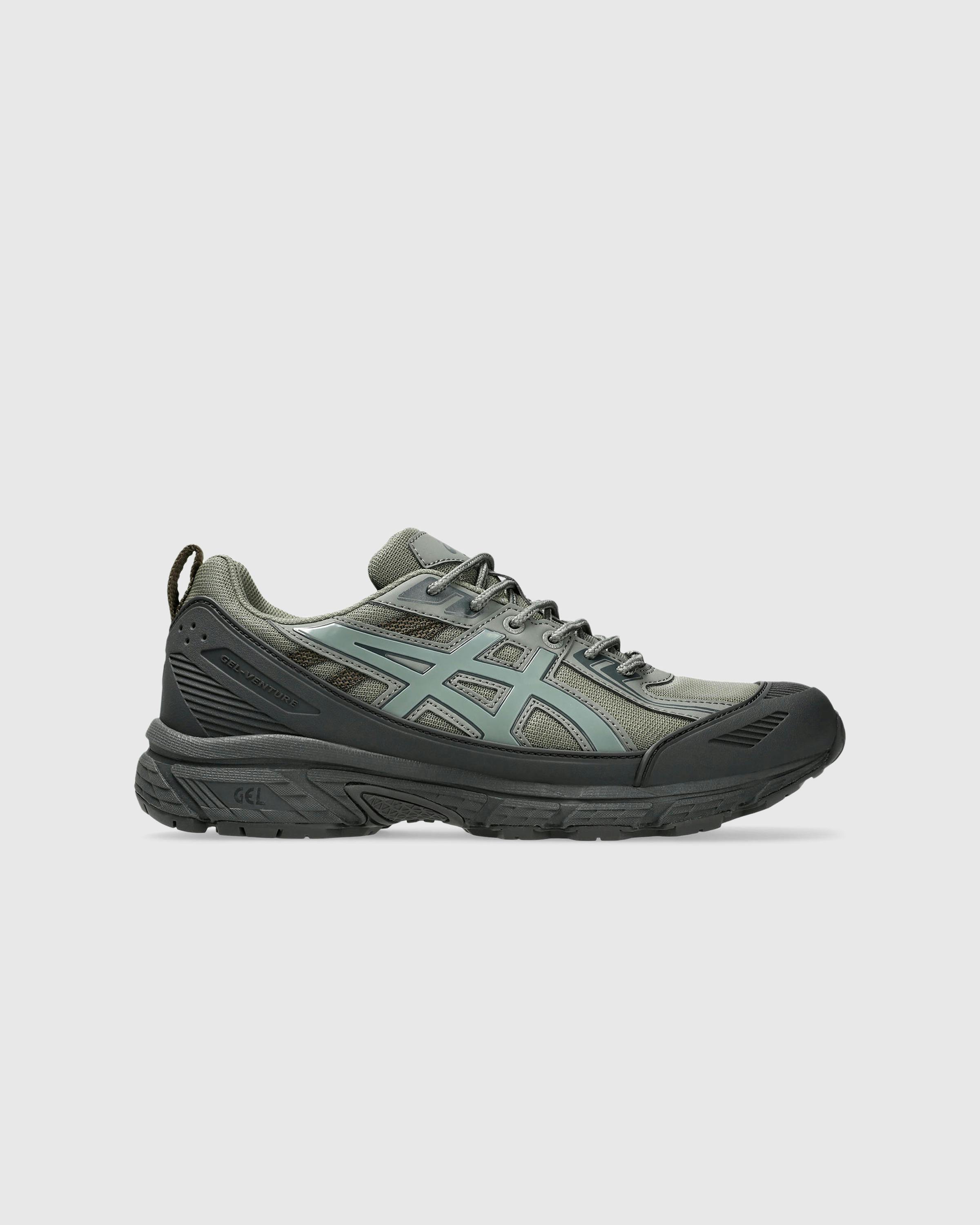 asics – GEL-VENTURE 6 SHIELD Graphite Grey/Truffle Grey - Low Top Sneakers - Grey - Image 1