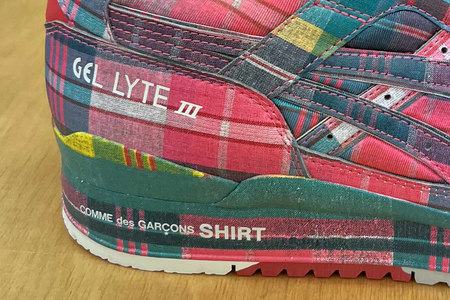 Comme des Garcons Shirt x ASICS SS25 sneakers in pink and brown plaid
