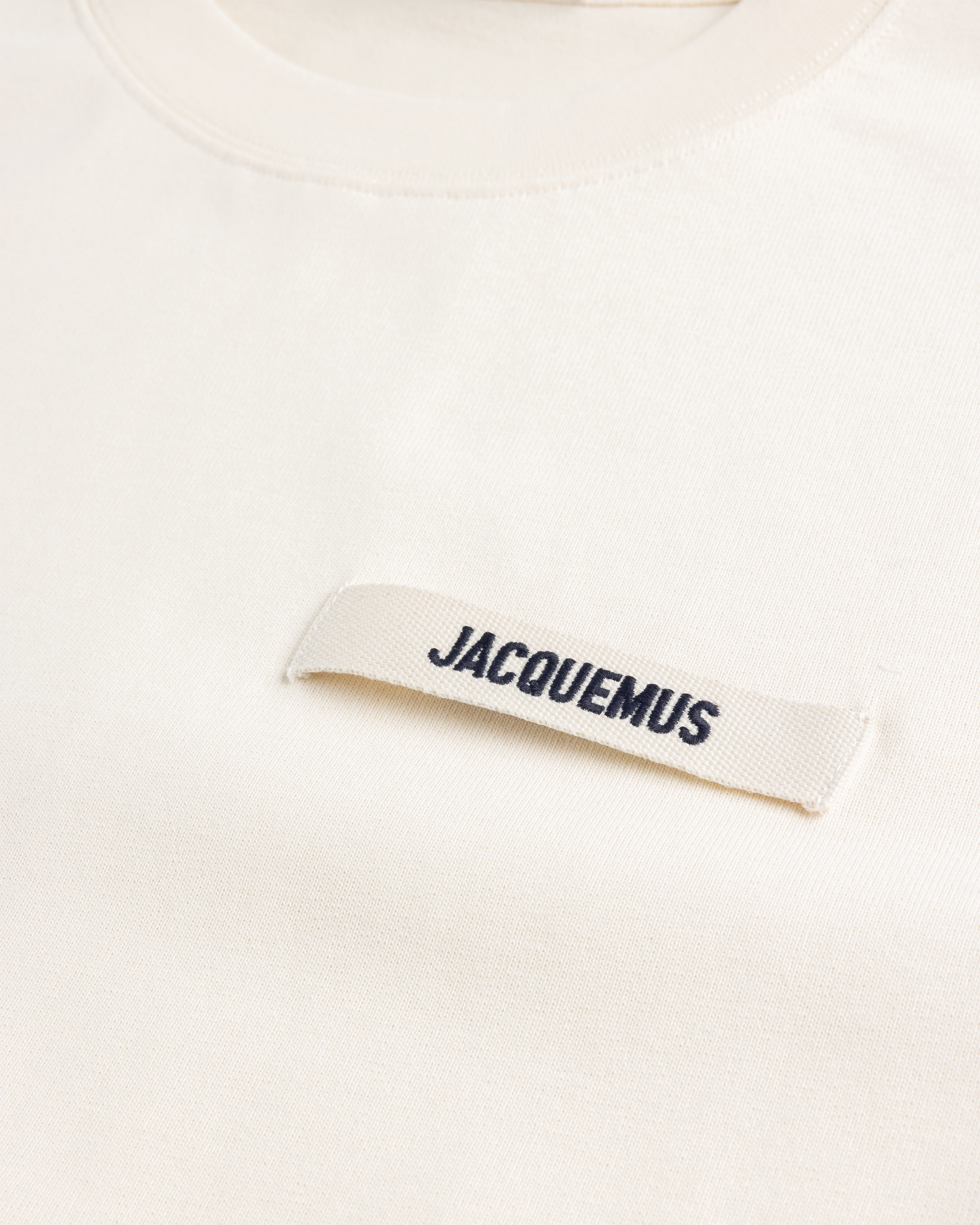 JACQUEMUS – Le T-Shirt Gros Grain Beige - T-Shirts - Beige - Image 6