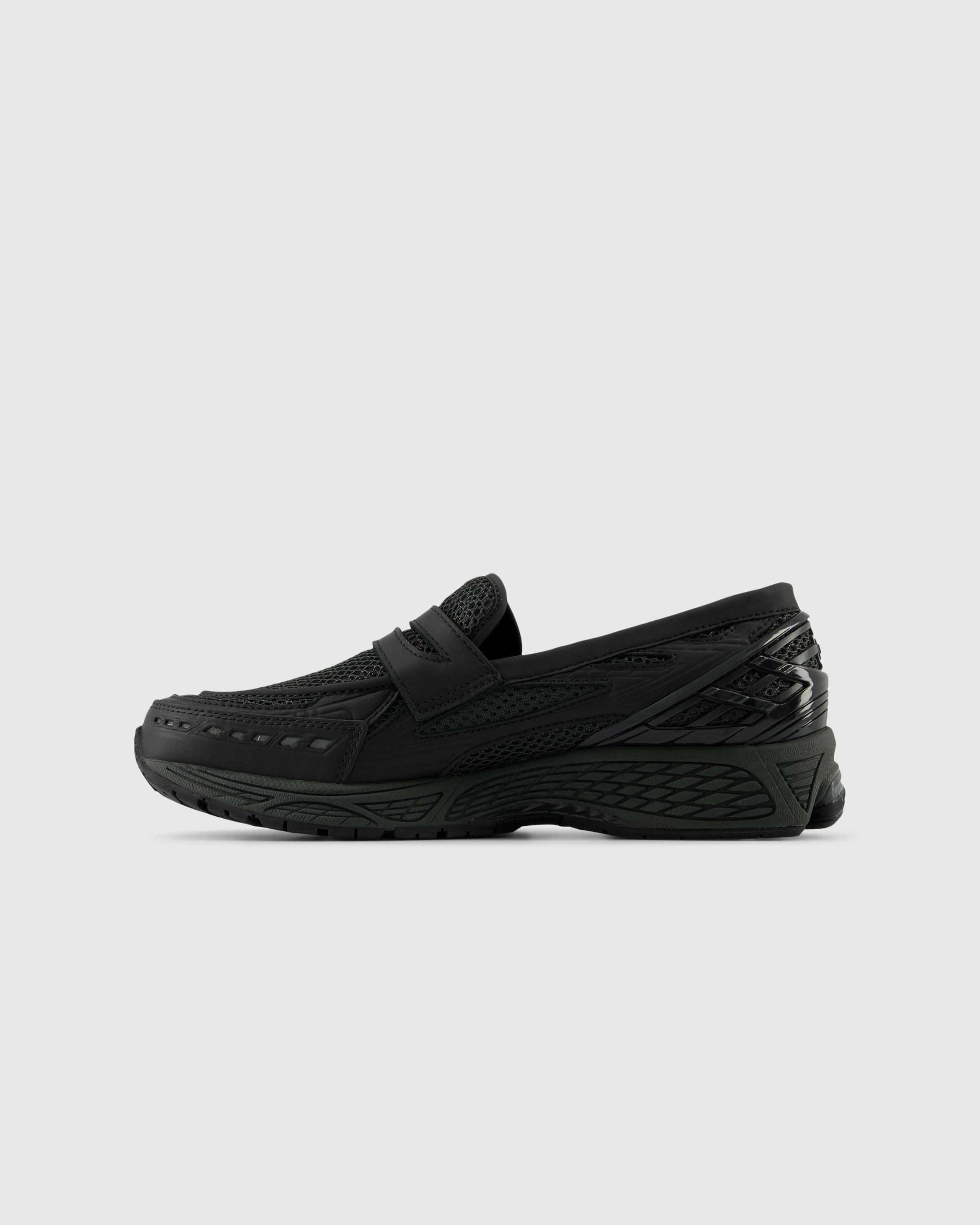 New Balance – 1906L Black - Low Top Sneakers - Black - Image 2