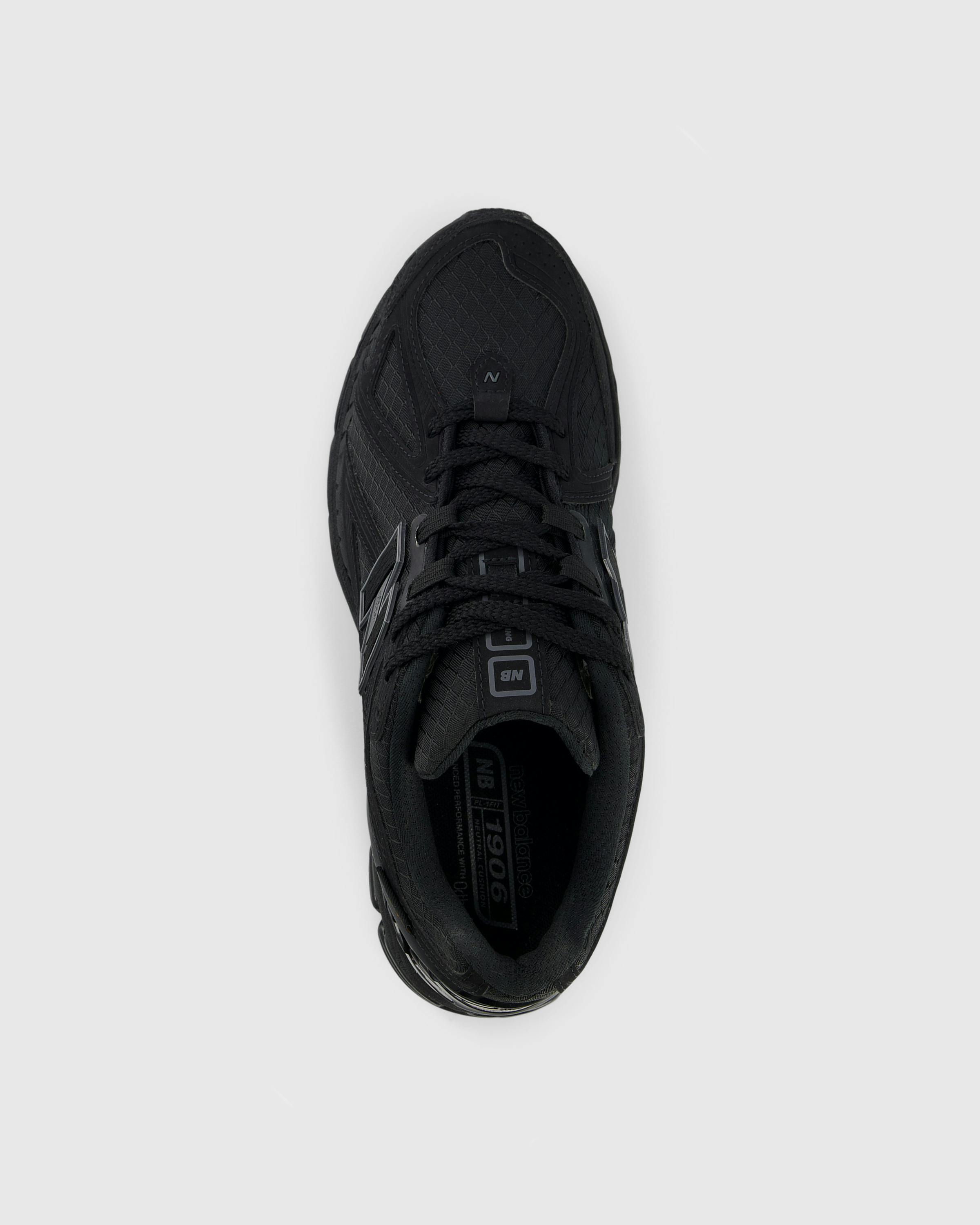 New Balance – 1906R Black - Low Top Sneakers - Black - Image 5