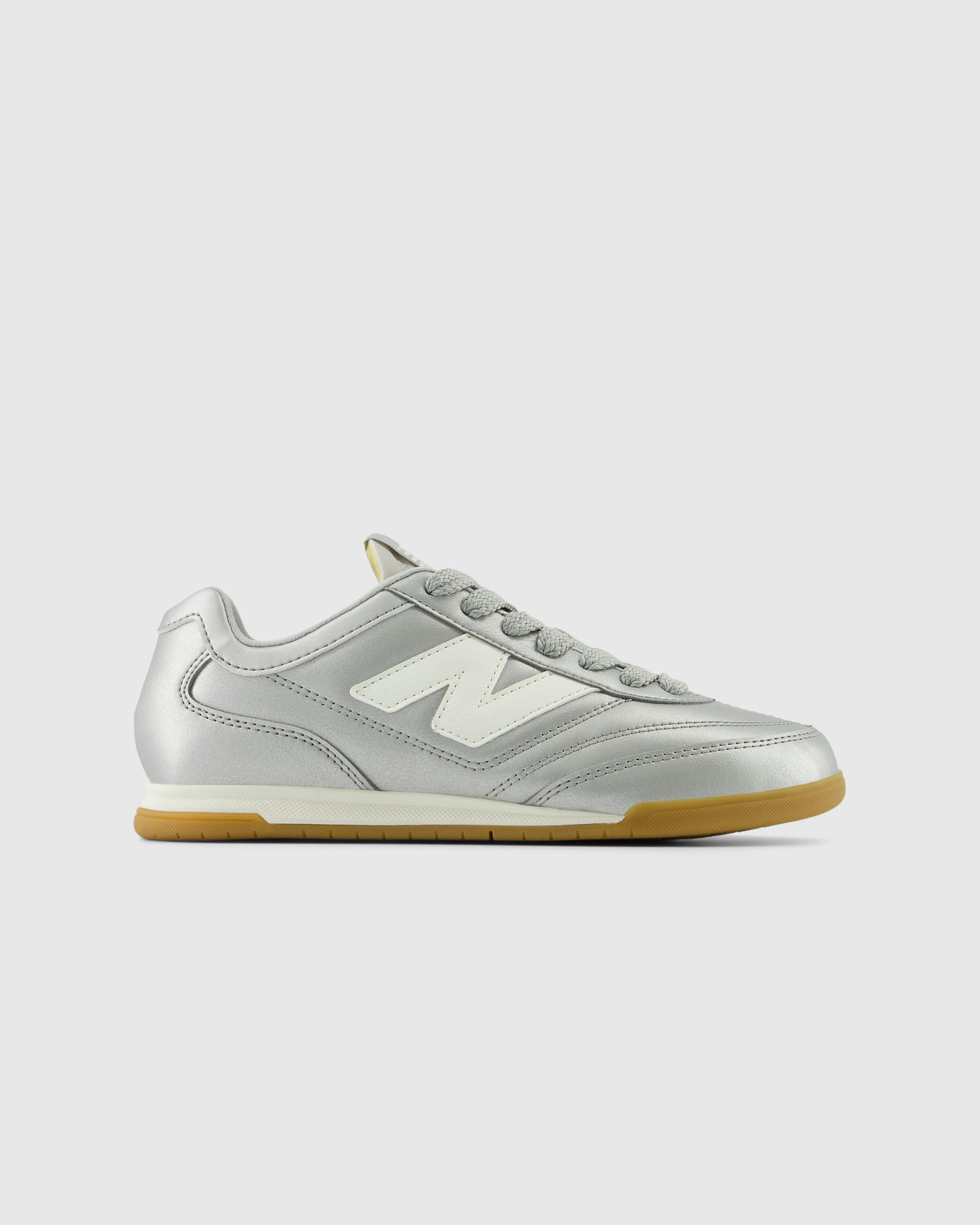 New Balance – RC42 Silver Metallic - Low Top Sneakers - Silver - Image 1