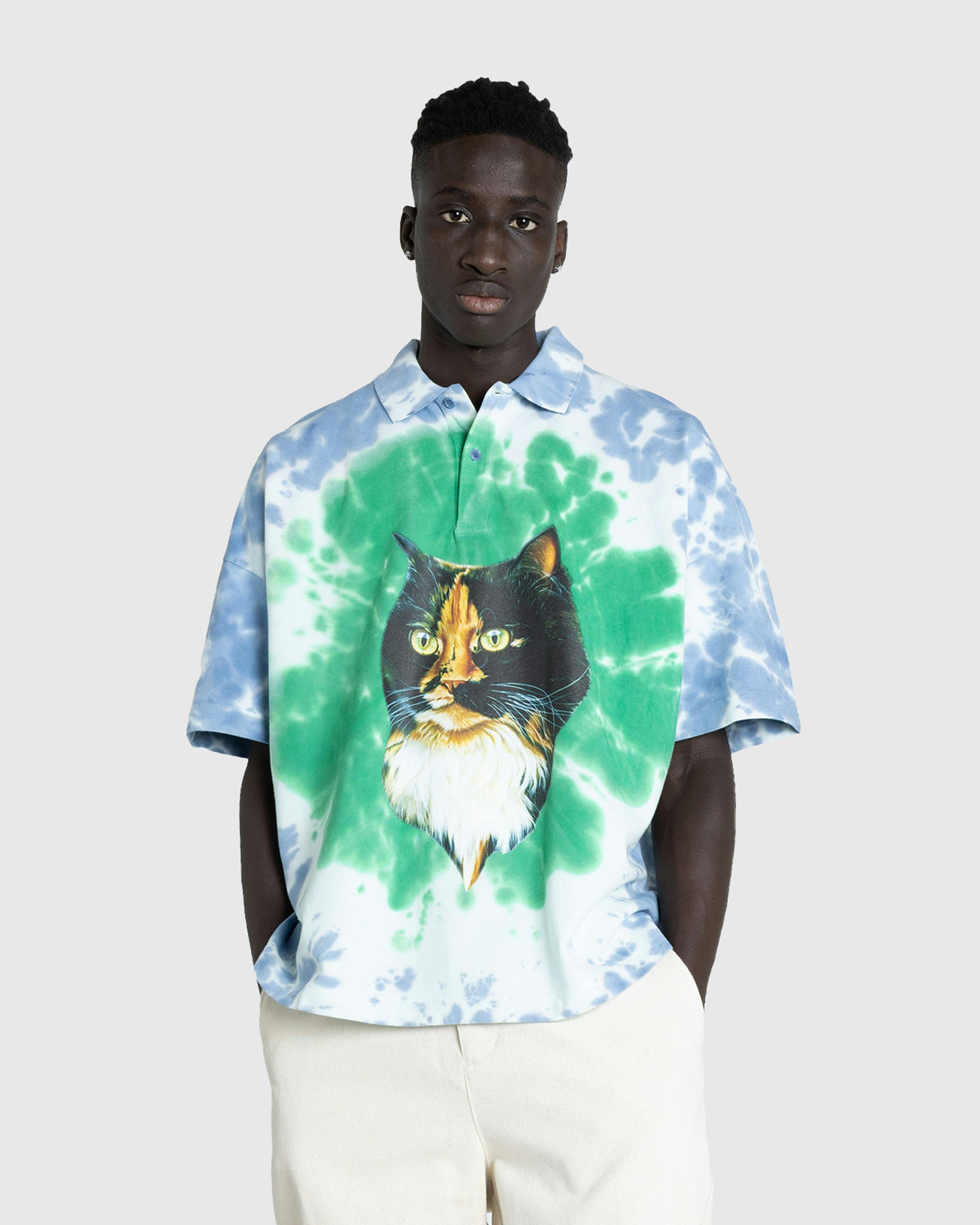 J.W. Anderson – Cat Print Tie Dye Polo Shirt Bright Blue/Bright Olive - Polos - Multi - Image 2