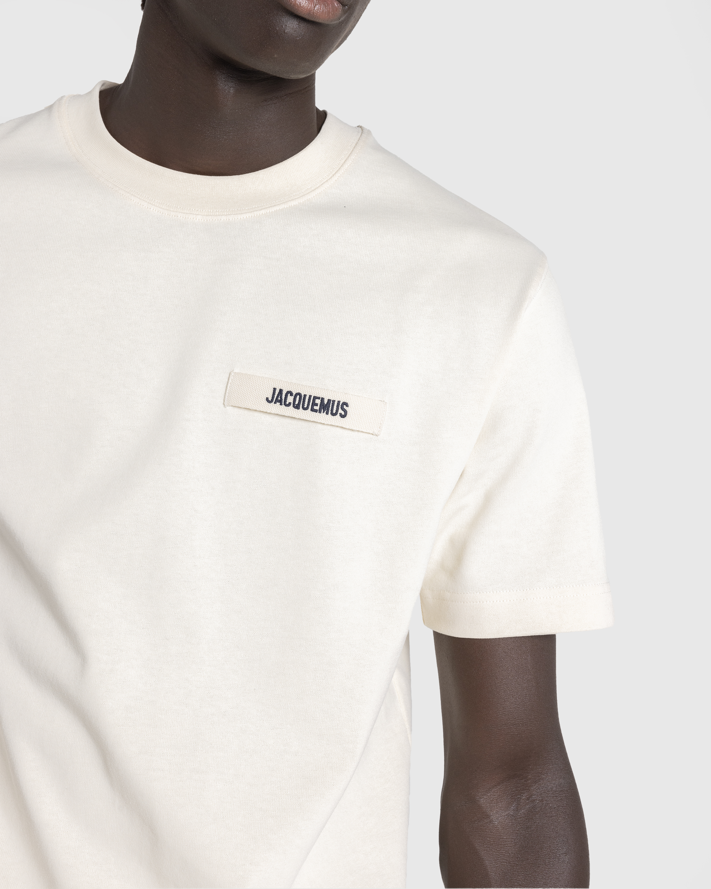 JACQUEMUS – Le T-Shirt Gros Grain Beige - T-Shirts - Beige - Image 5