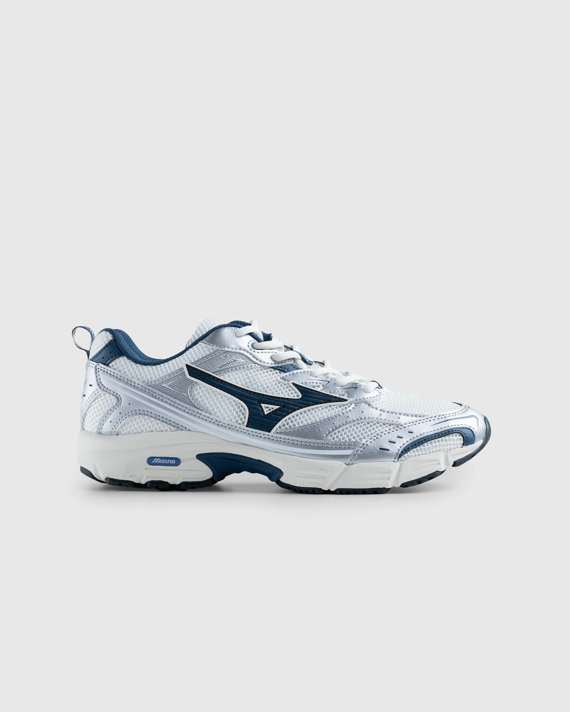 Mizuno – MXR Snow White/Majolica Blue/Silver - Low Top Sneakers - White - Image 1