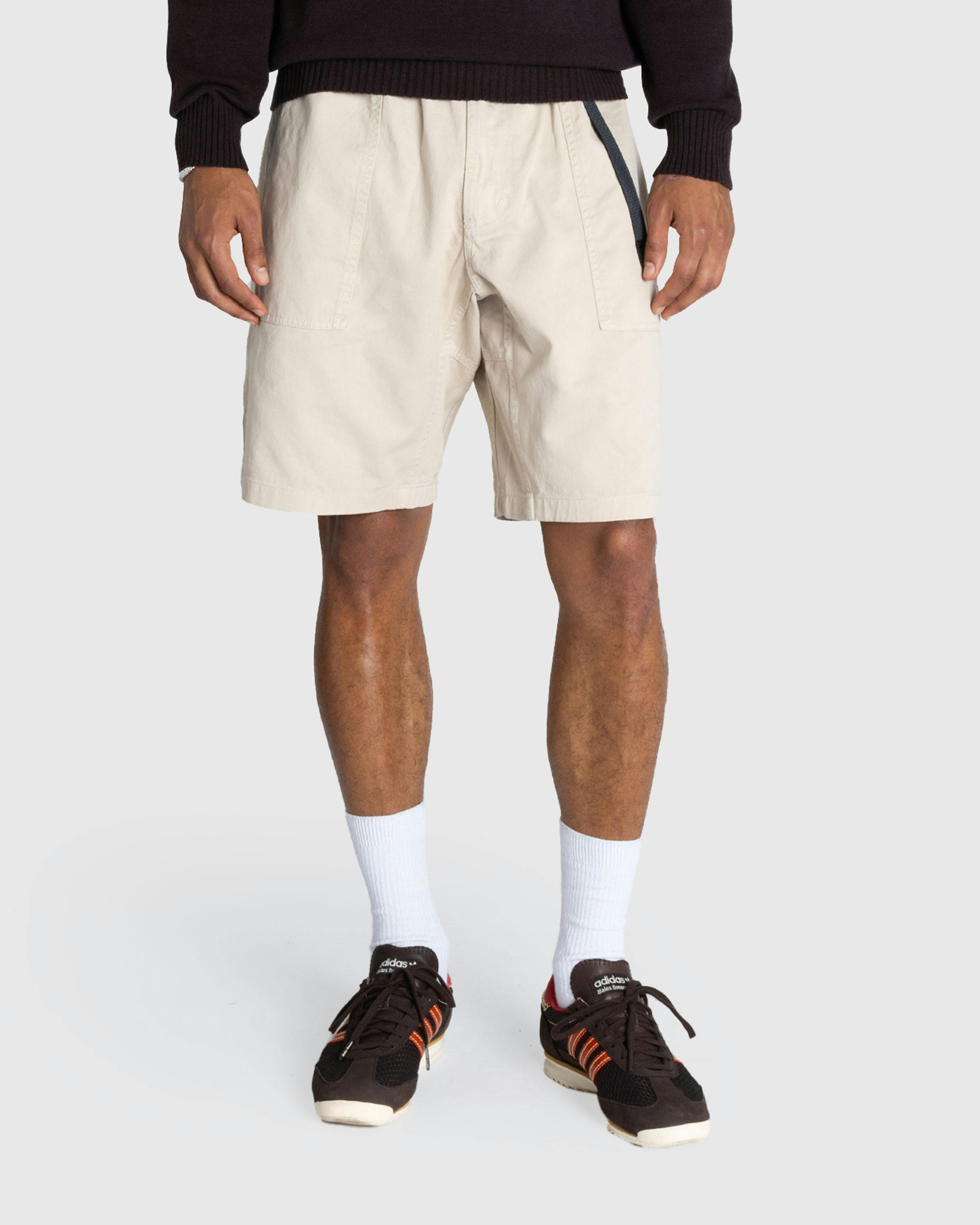 Gramicci – Ridge Short Chino - Bermuda Cuts - Beige - Image 2