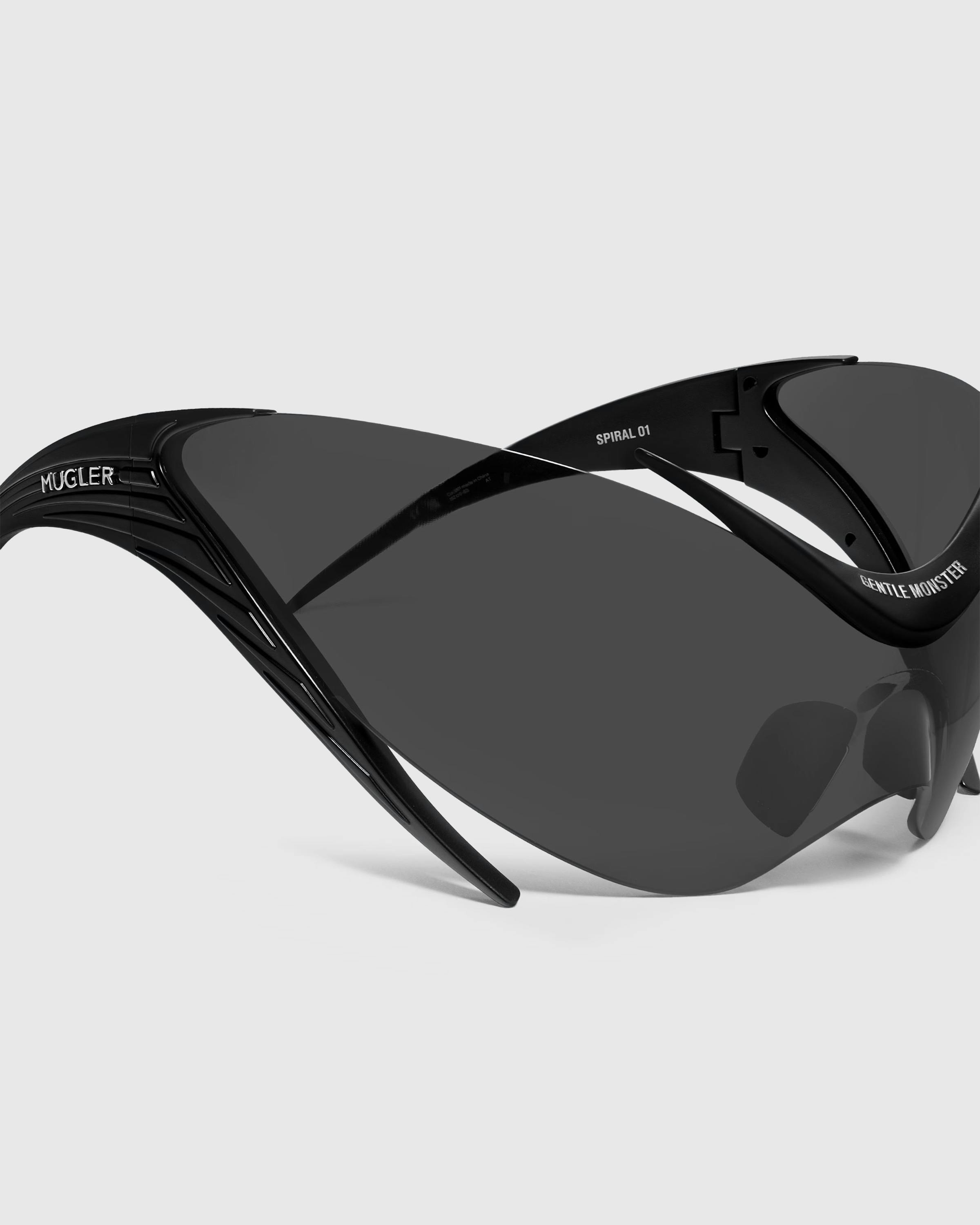 Mugler x Gentle Monster – Spiral 01 Matte Black - Sunglasses - Black - Image 4