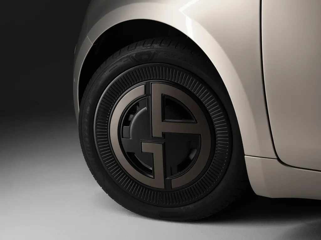 Armani & Fiat's 500 electric car collab in grey