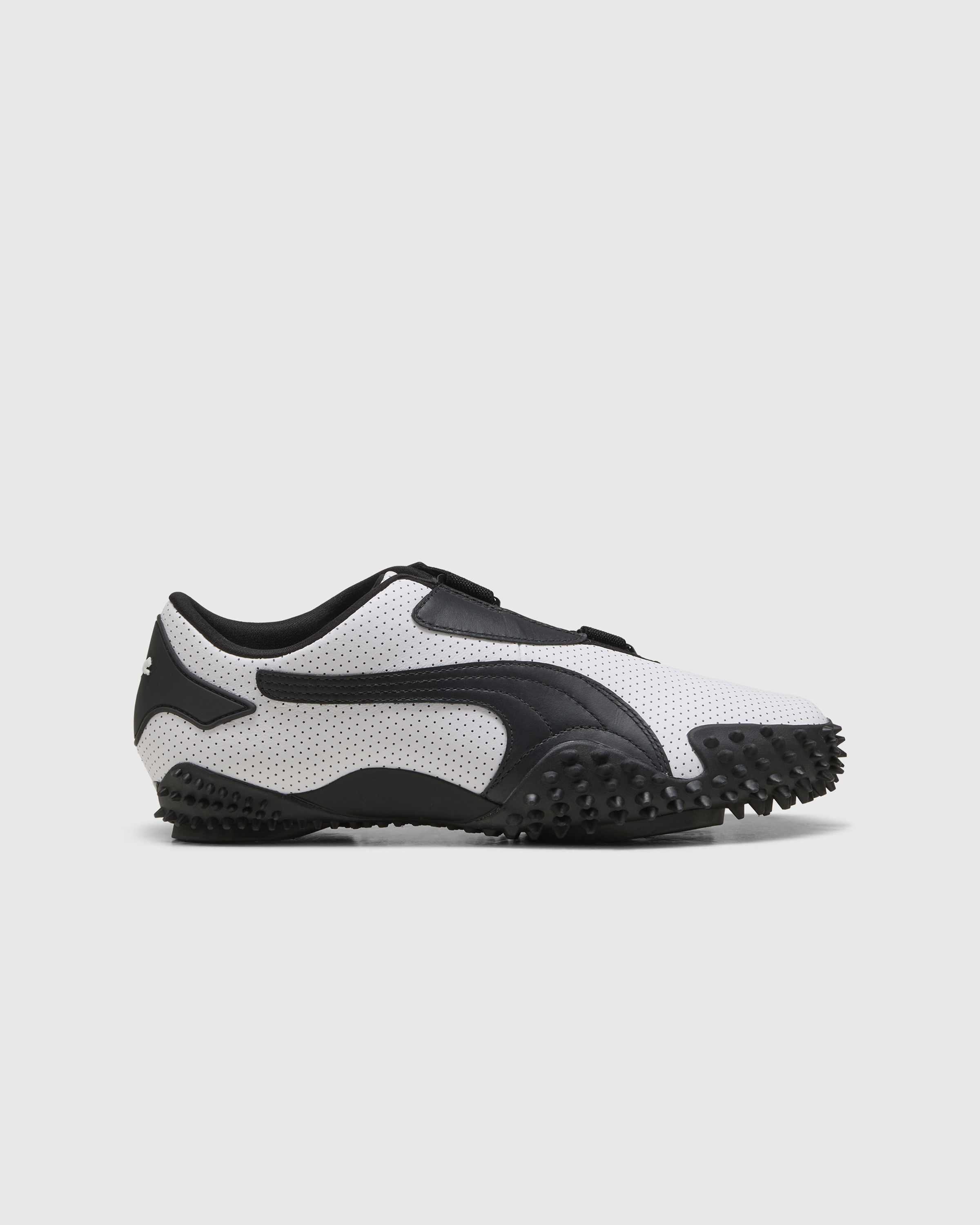 Puma – Mostro Perf PUMA White/PUMA Black - Low Top Sneakers - White - Image 1