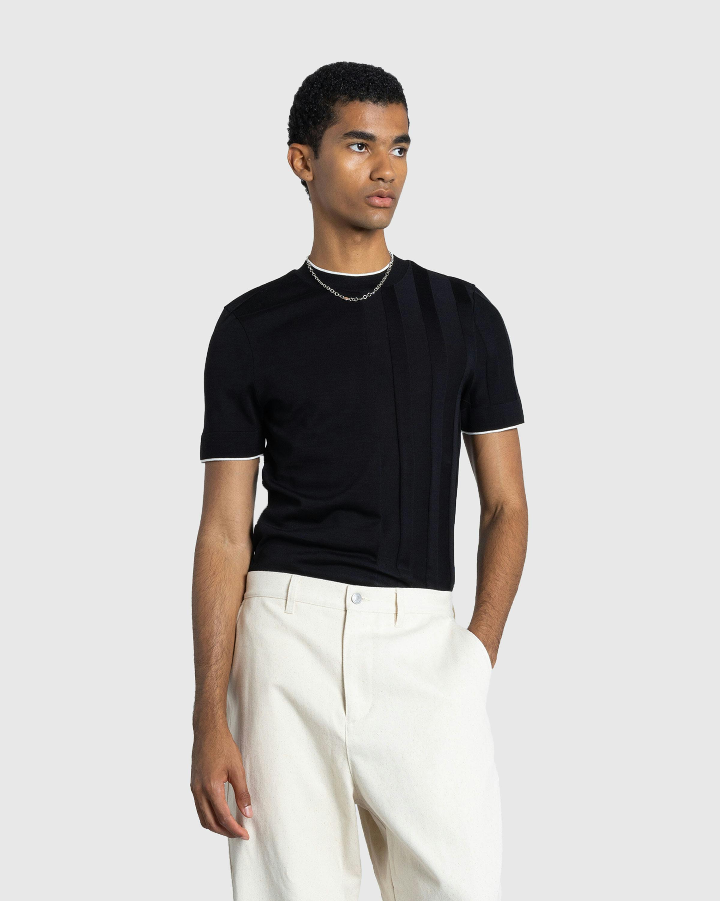 JACQUEMUS – Le T-Shirt Tricot Black - T-Shirts - Black - Image 2