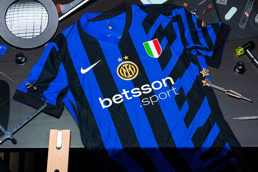 inter-2024-25-home-kit