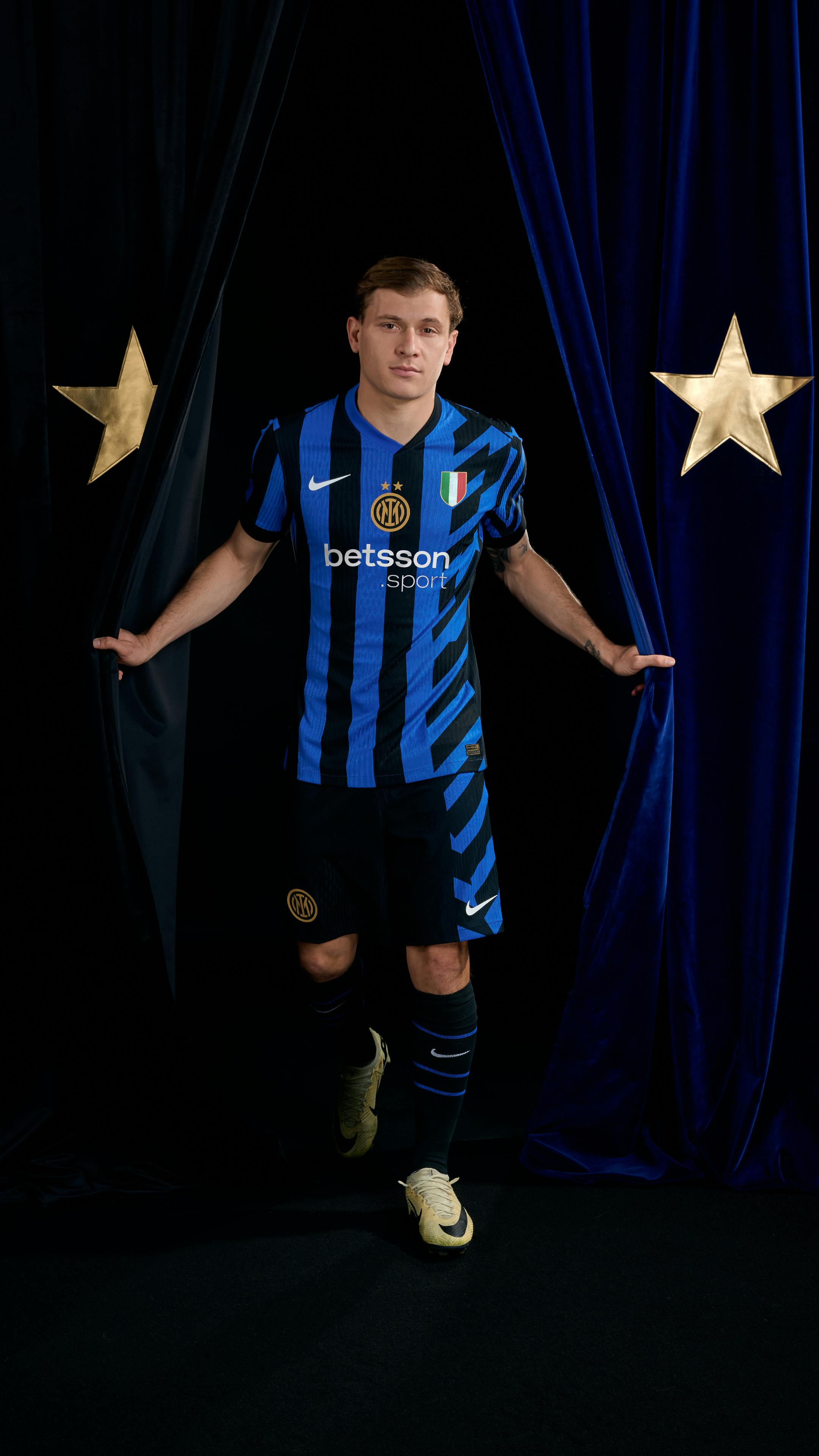 inter-2024-25-home-kit