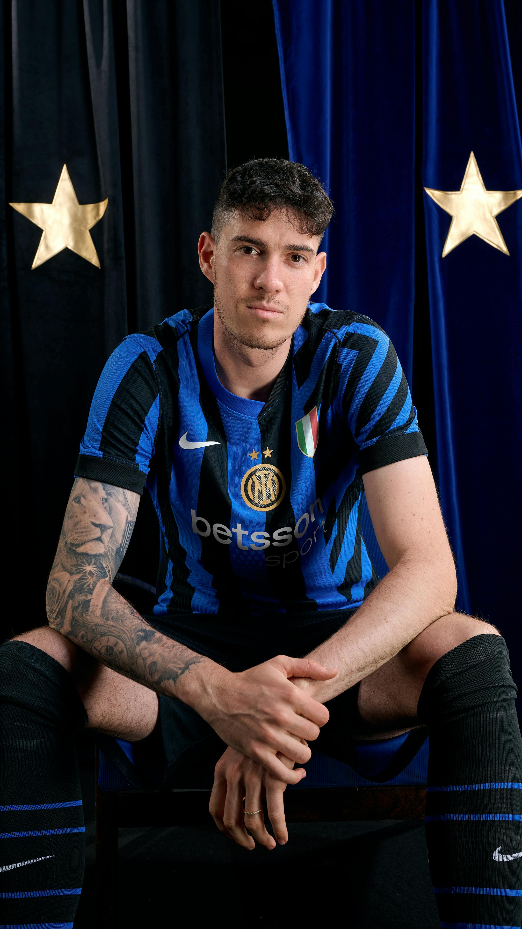 inter-2024-25-home-kit