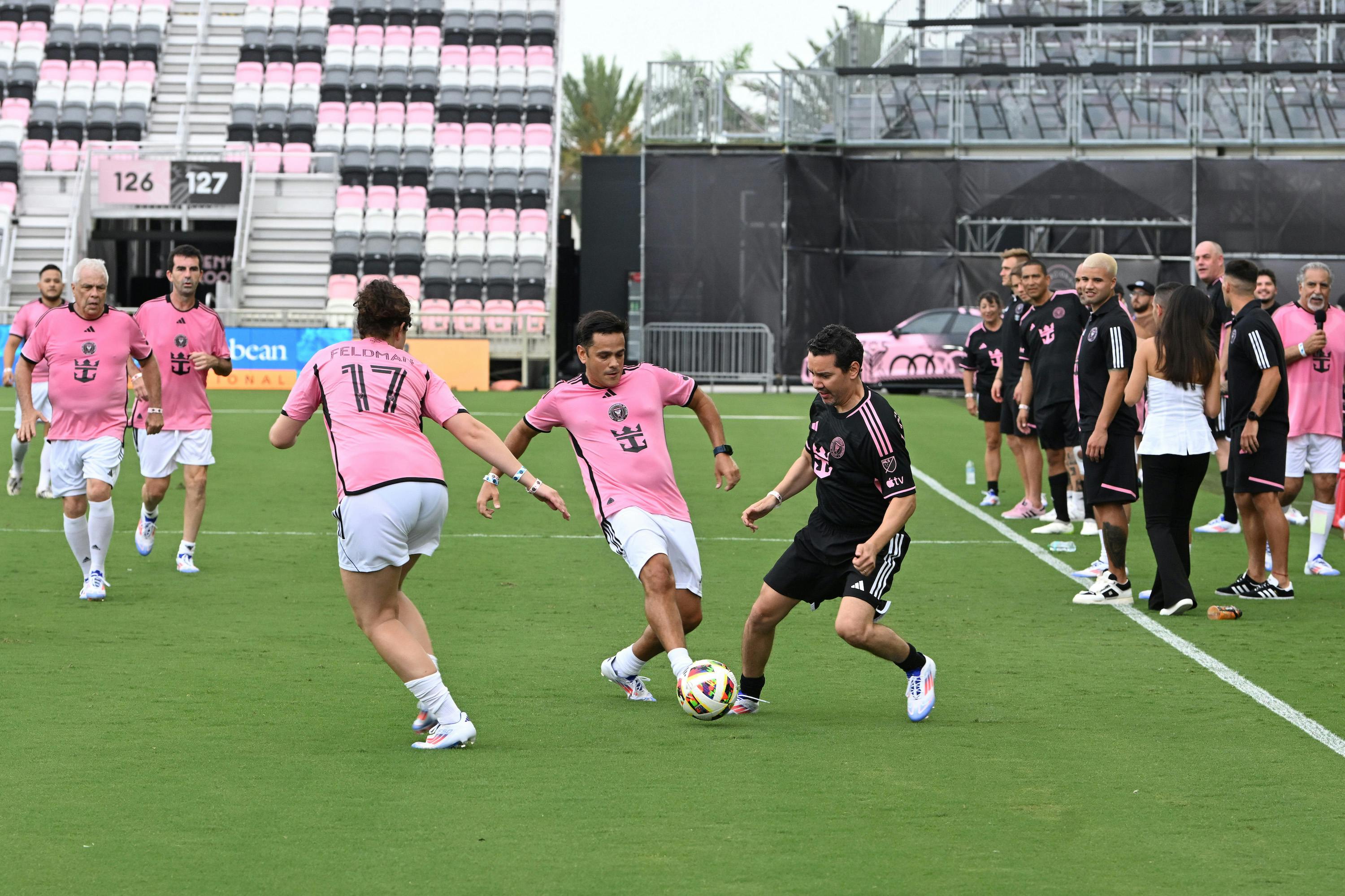 Pink Audi with black detailing