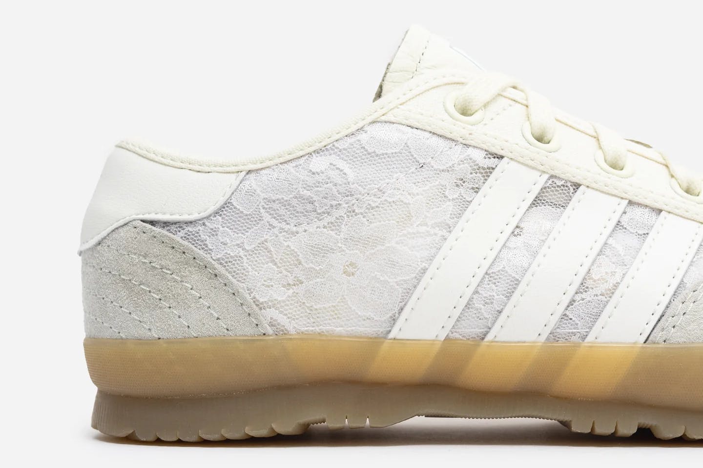 adidas Tischtennis Sneaker Goes Grandma Looks Great