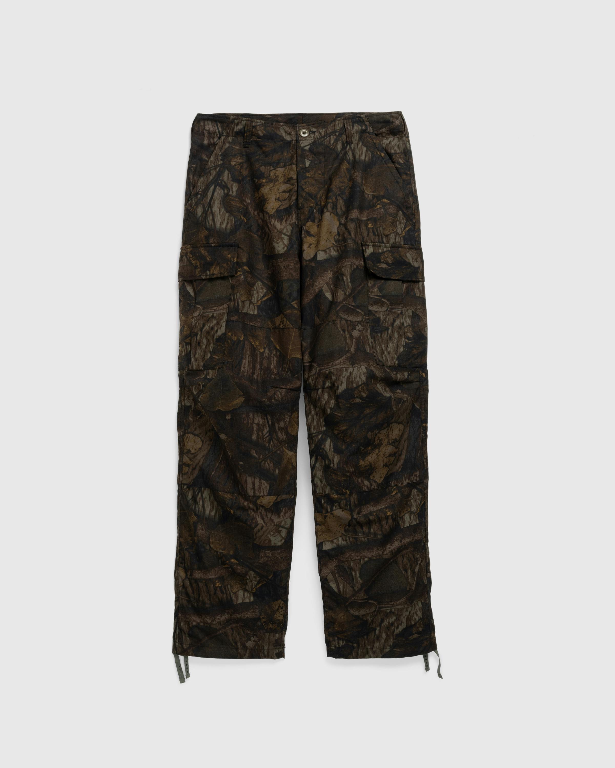 Highsnobiety HS05 – Cotton Cargo Pants Camo - Cargo Pants - Camo - Image 1