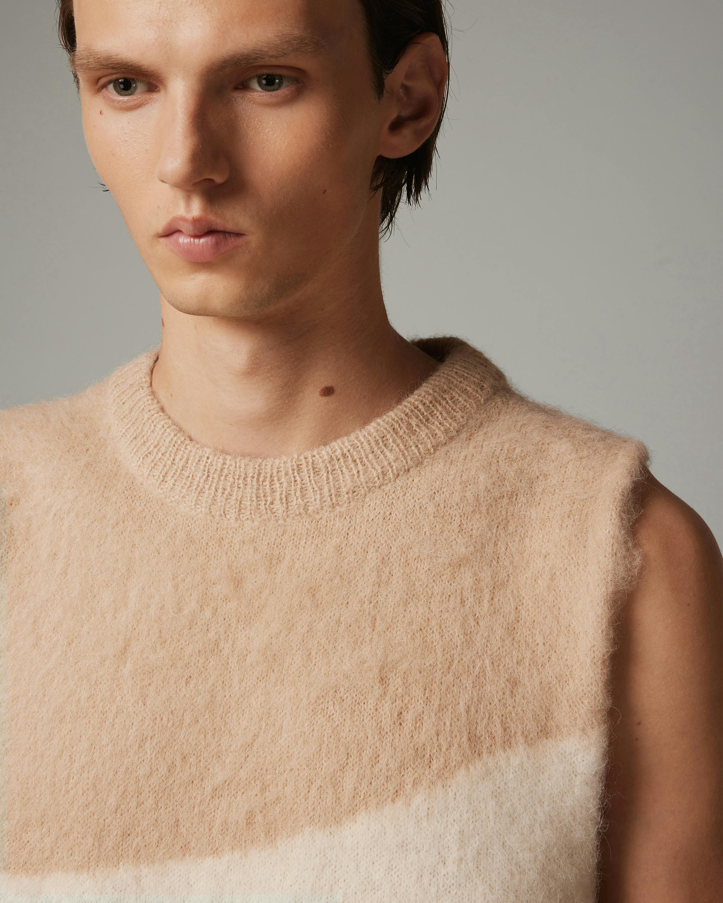 Highsnobiety HS05 – Alpaca Abstract Sweater Vest Beige/Brown - Gilets - Beige/ Brown - Image 8