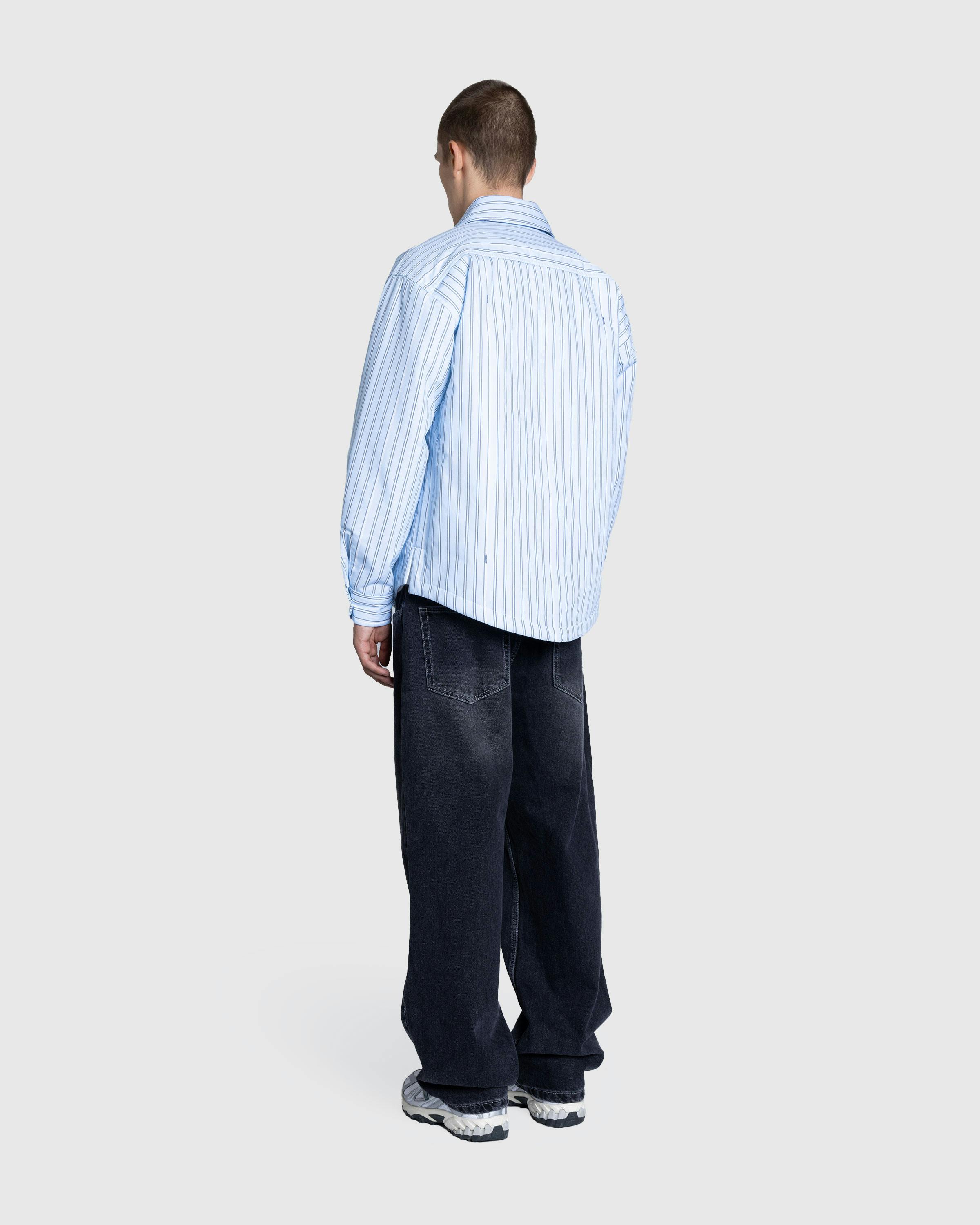 JACQUEMUS – La Chemise Boulanger Print Blue Stripe - Longsleeve Shirts - Blue - Image 4