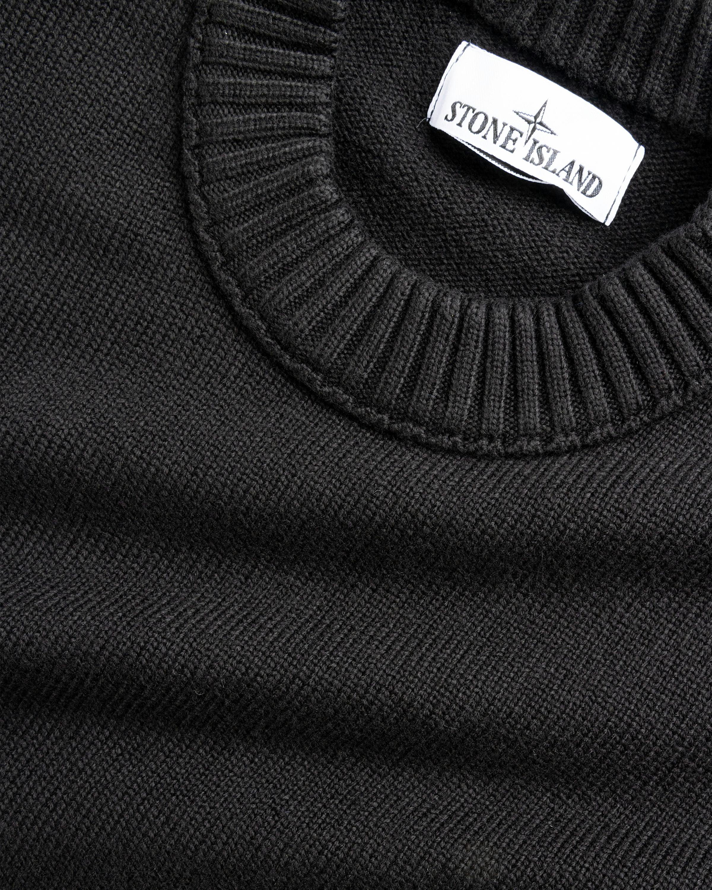 Stone Island – Compass Logo Badge Sweater Black - Crewnecks - Black - Image 5