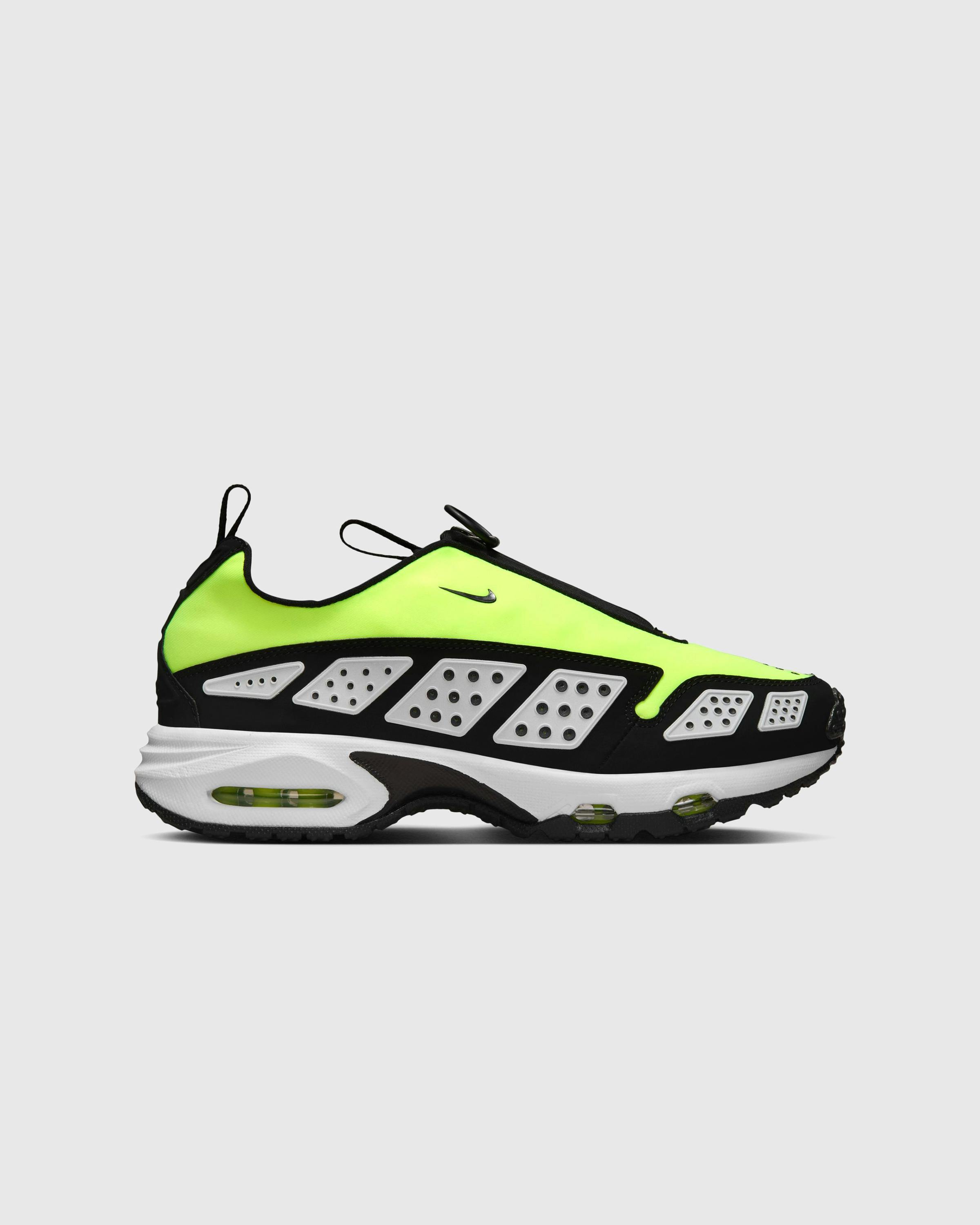 Nike – Air Max SNDR Volt/Black/White - Low Top Sneakers - Green - Image 1