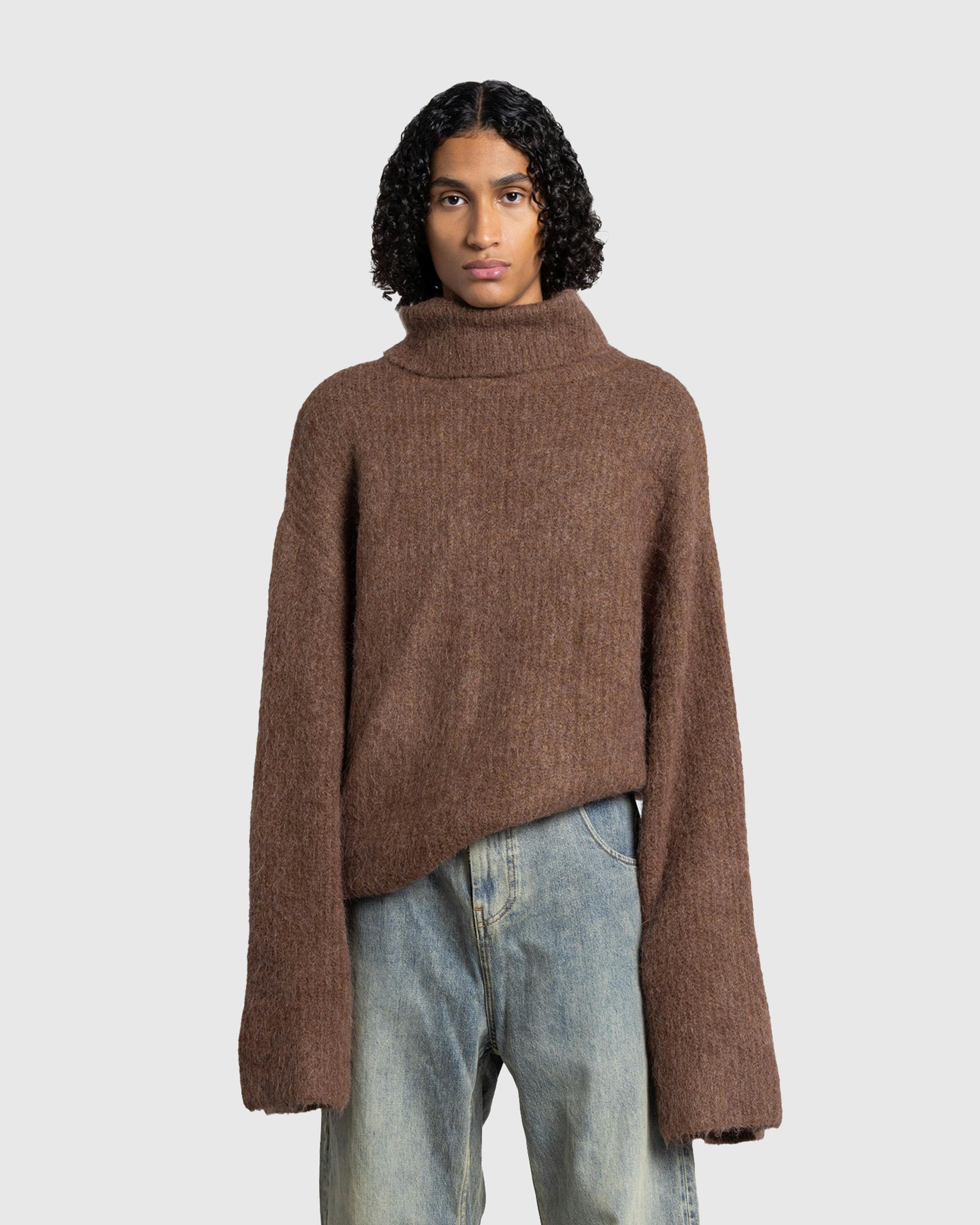 Entire Studios – Lute Knit Sweater Rye - Crewnecks - Brown - Image 2