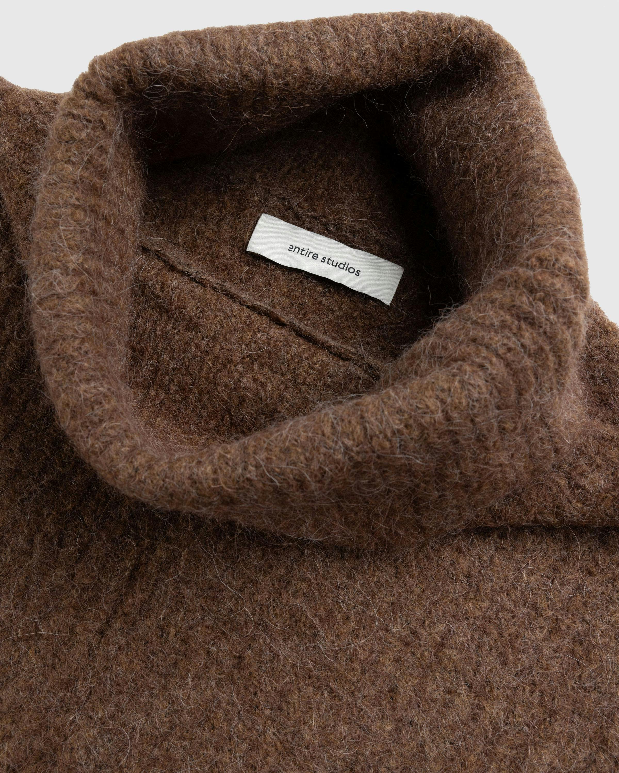 Entire Studios – Lute Knit Sweater Rye - Crewnecks - Brown - Image 8