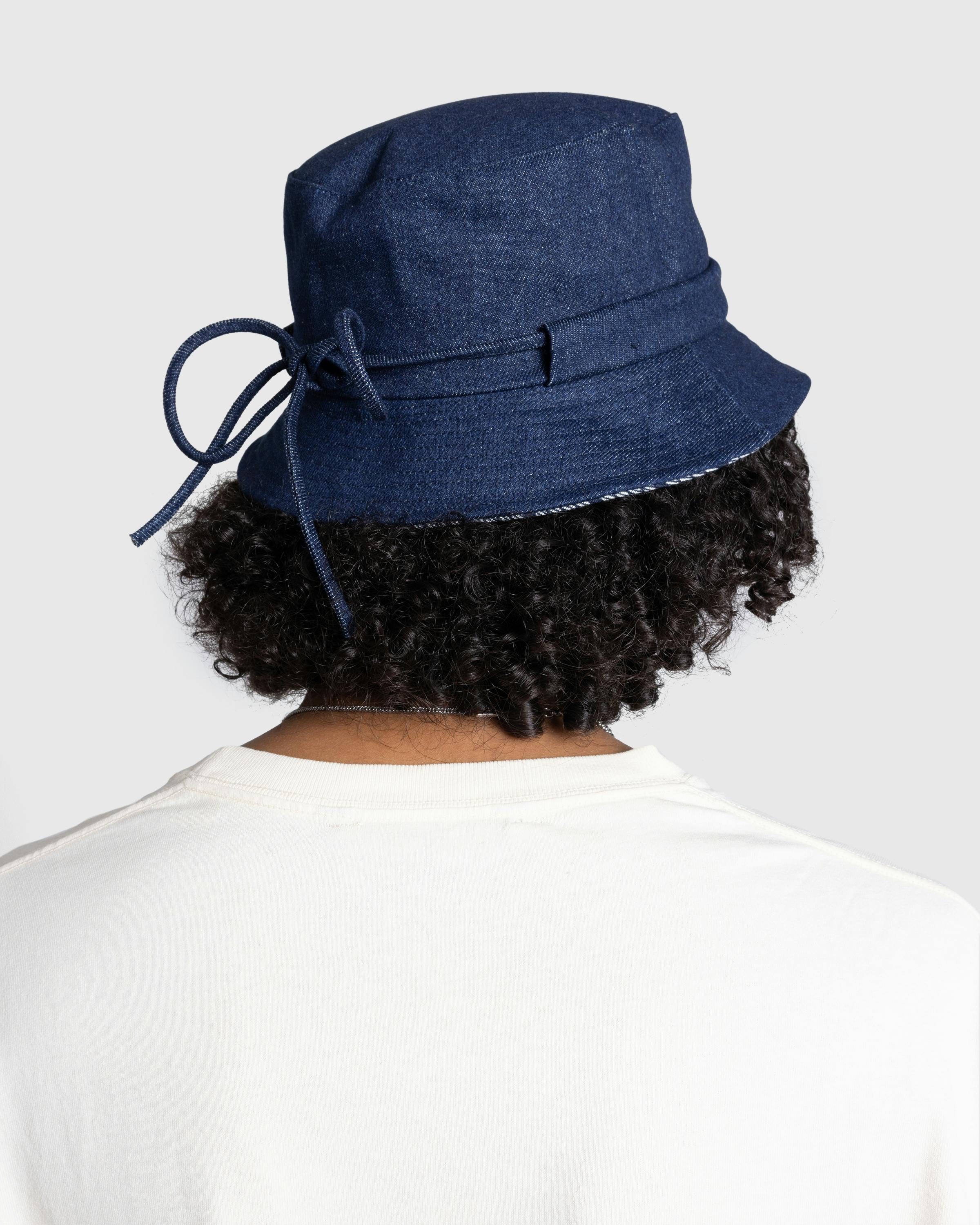 JACQUEMUS – Le Bob Gadjo Navy/Navy Stripe - Bucket Hats - Blue - Image 4