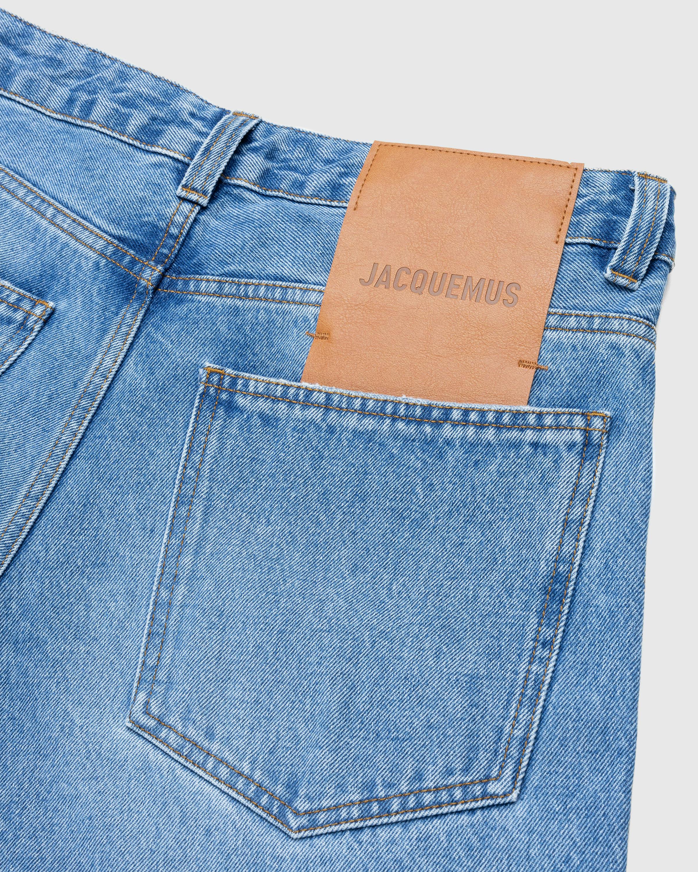 JACQUEMUS – Le de Nîmes Large Blue/Tabac - Denim - Blue - Image 5