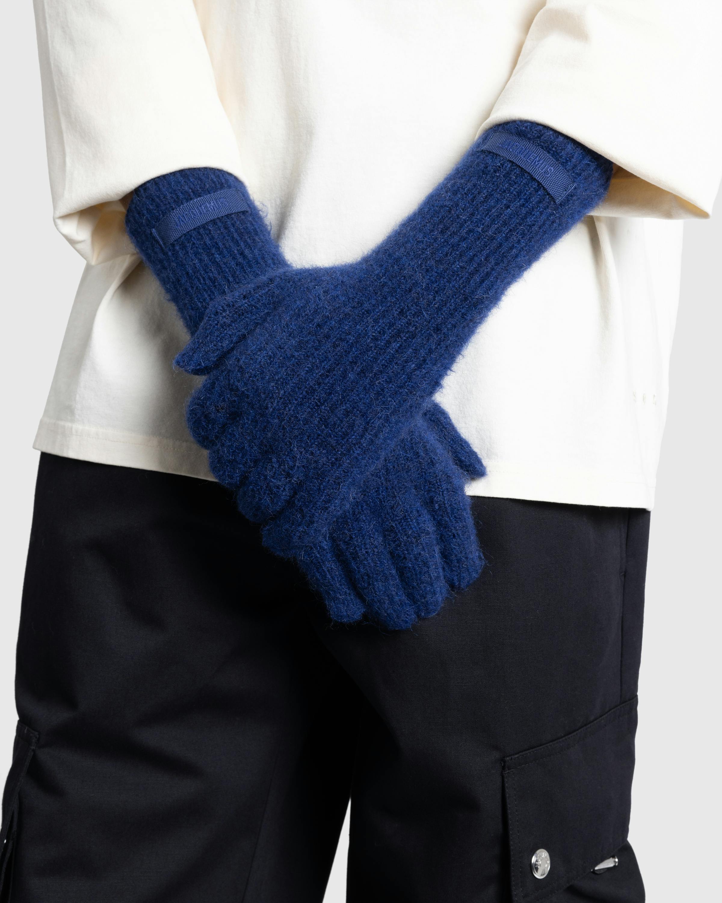 JACQUEMUS – Les Gants Grosgrain Navy - 5-Finger - Blue - Image 2