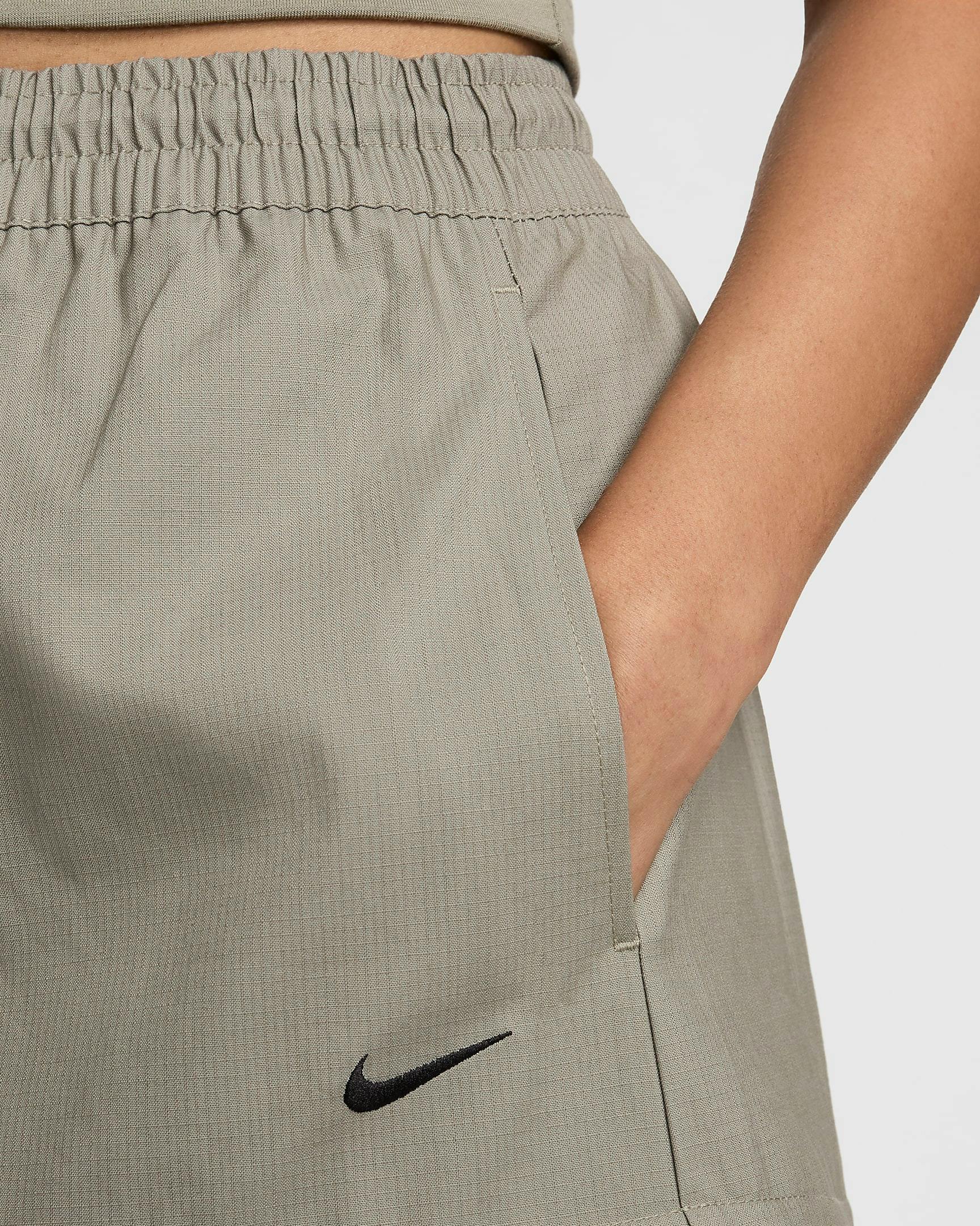 nike cargo skirt 2024