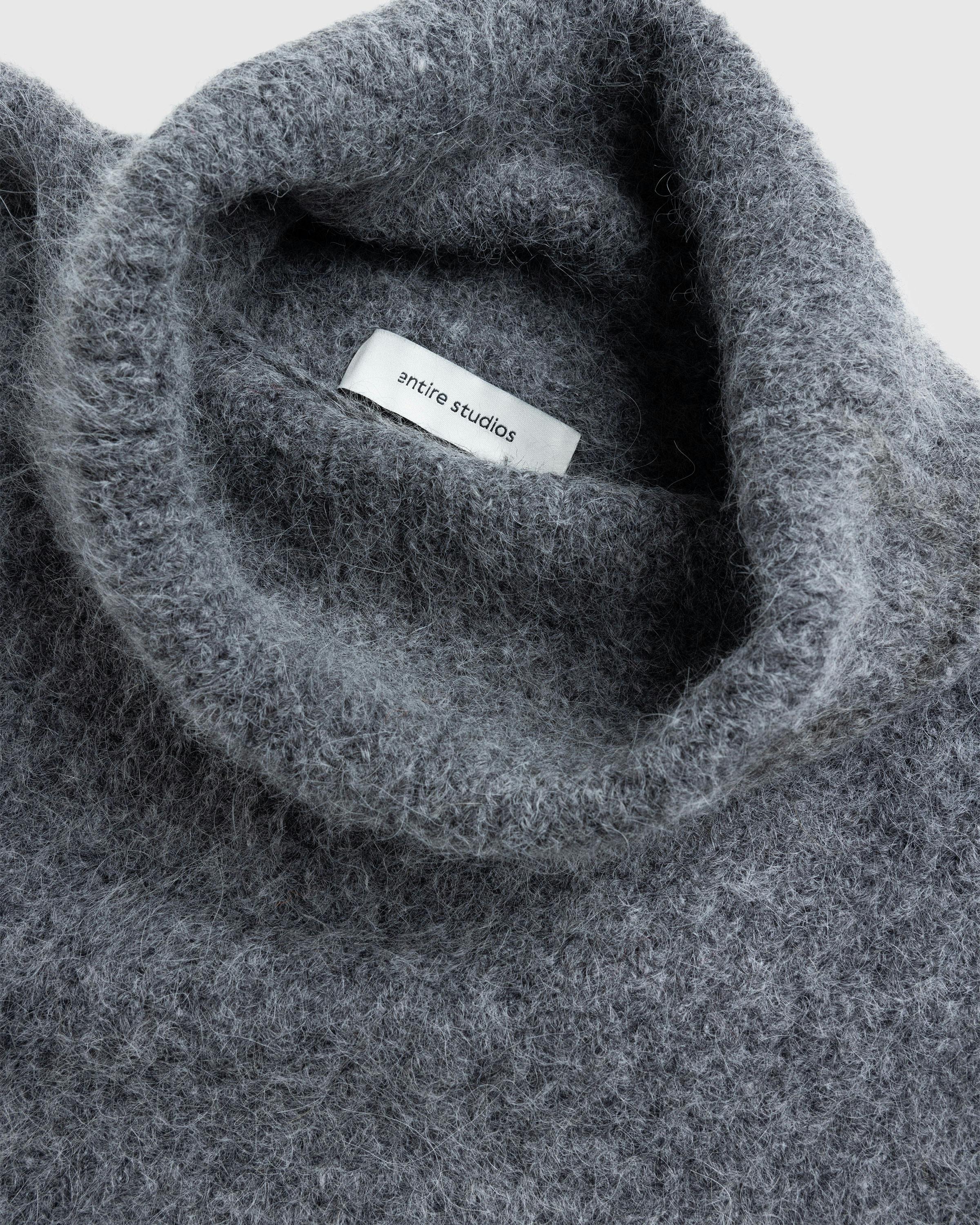 Entire Studios – Lute Knit Sweater Smoke - Crewnecks - Grey - Image 5