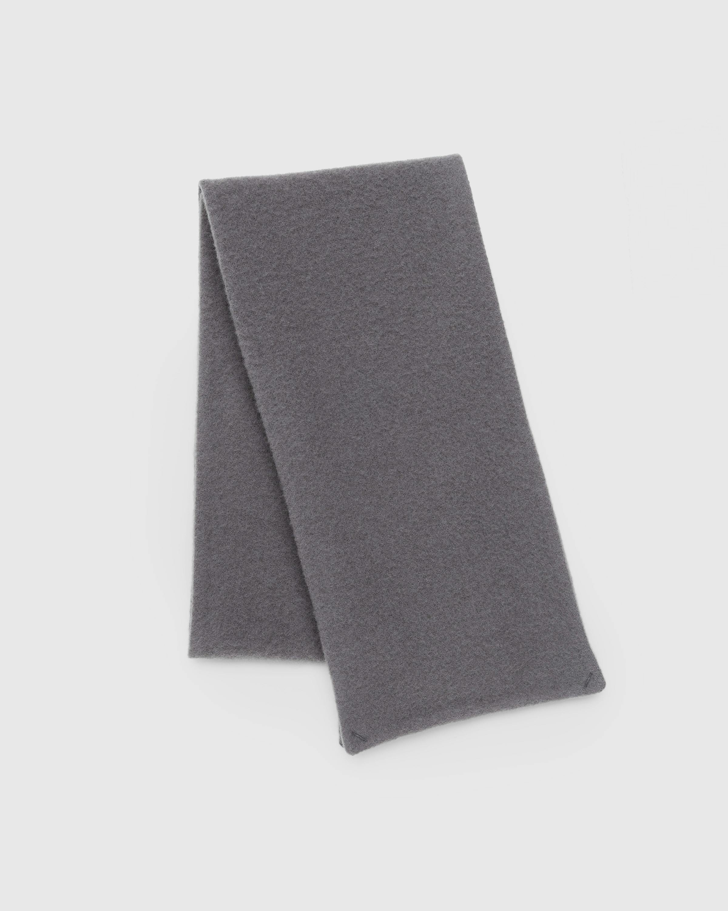 Rier – Natural Fleece Scarf Castlerock Grey - Knits - Grey - Image 3