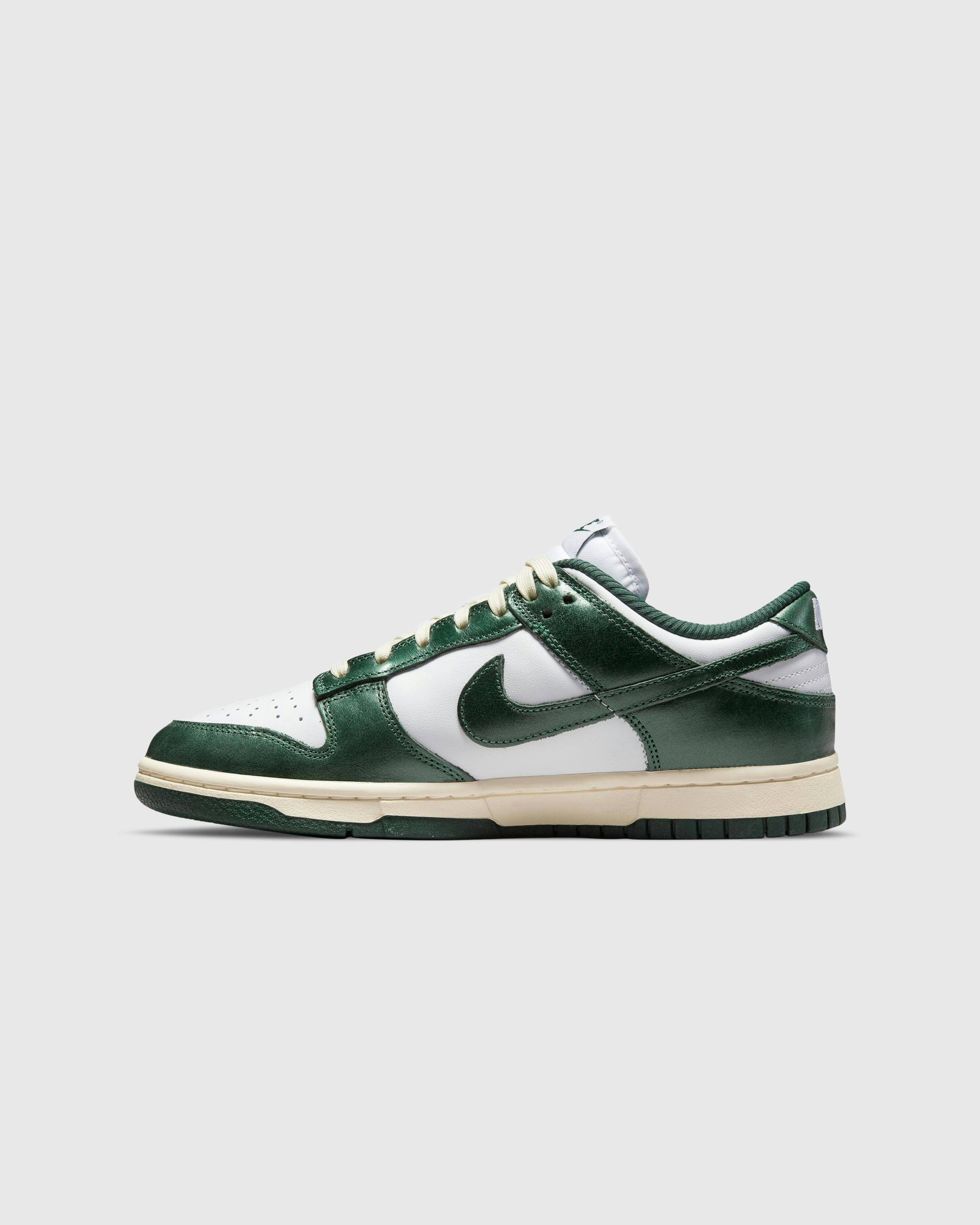 Nike – Dunk Low White/Pro Green-Coconut Milk - Low Top Sneakers - White - Image 2