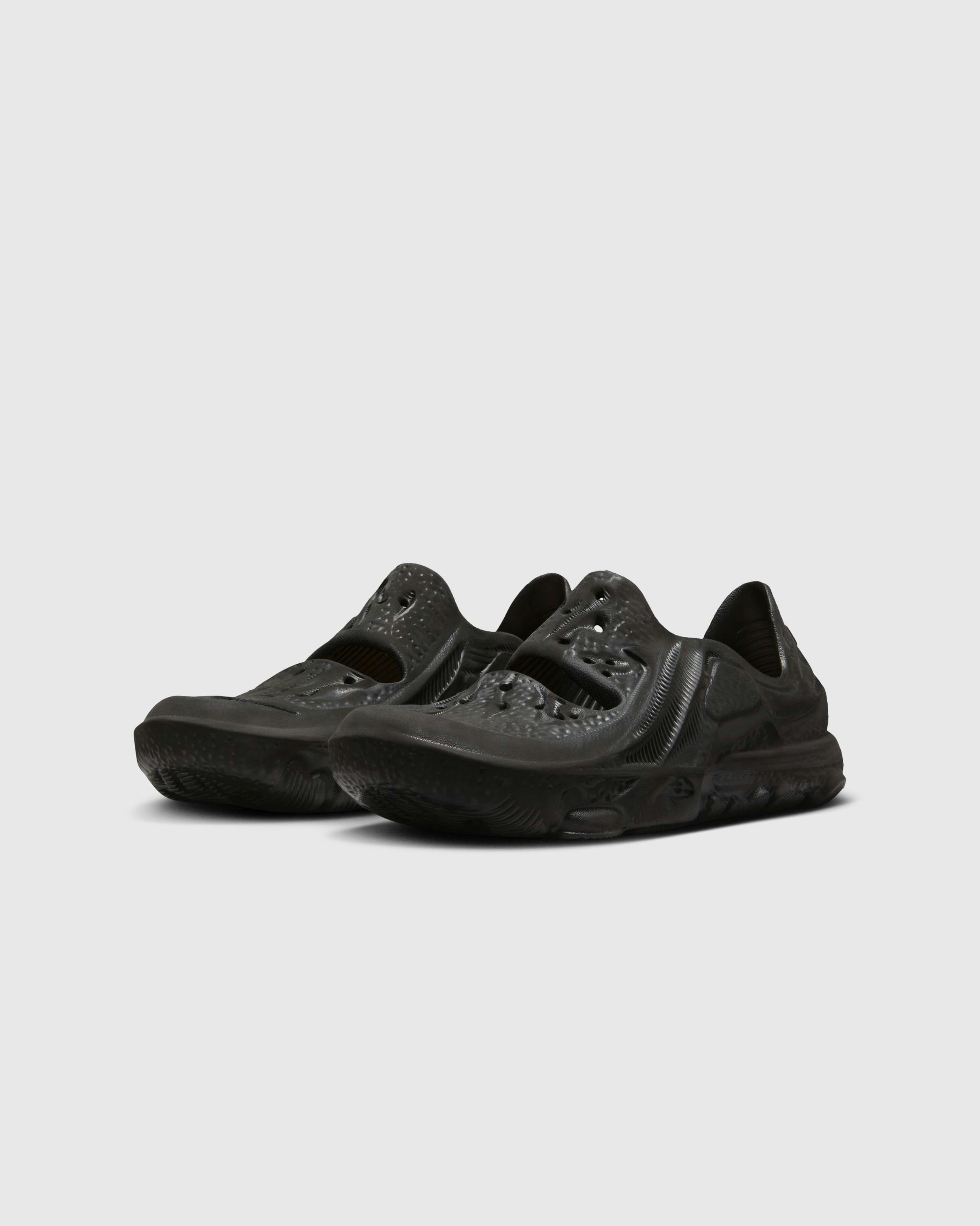 Nike – ISPA Universal Black/Black - Low Top Sneakers - Black - Image 3