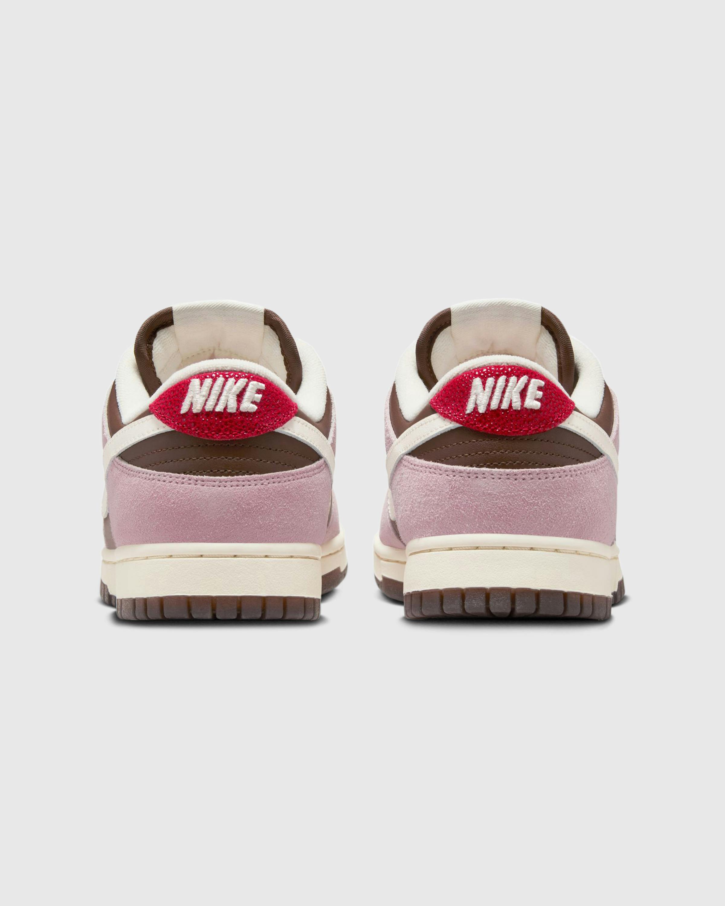 Nike – Dunk Low Cacao Wow/Pale Ivory-Pink Foam - Low Top Sneakers - Brown - Image 5