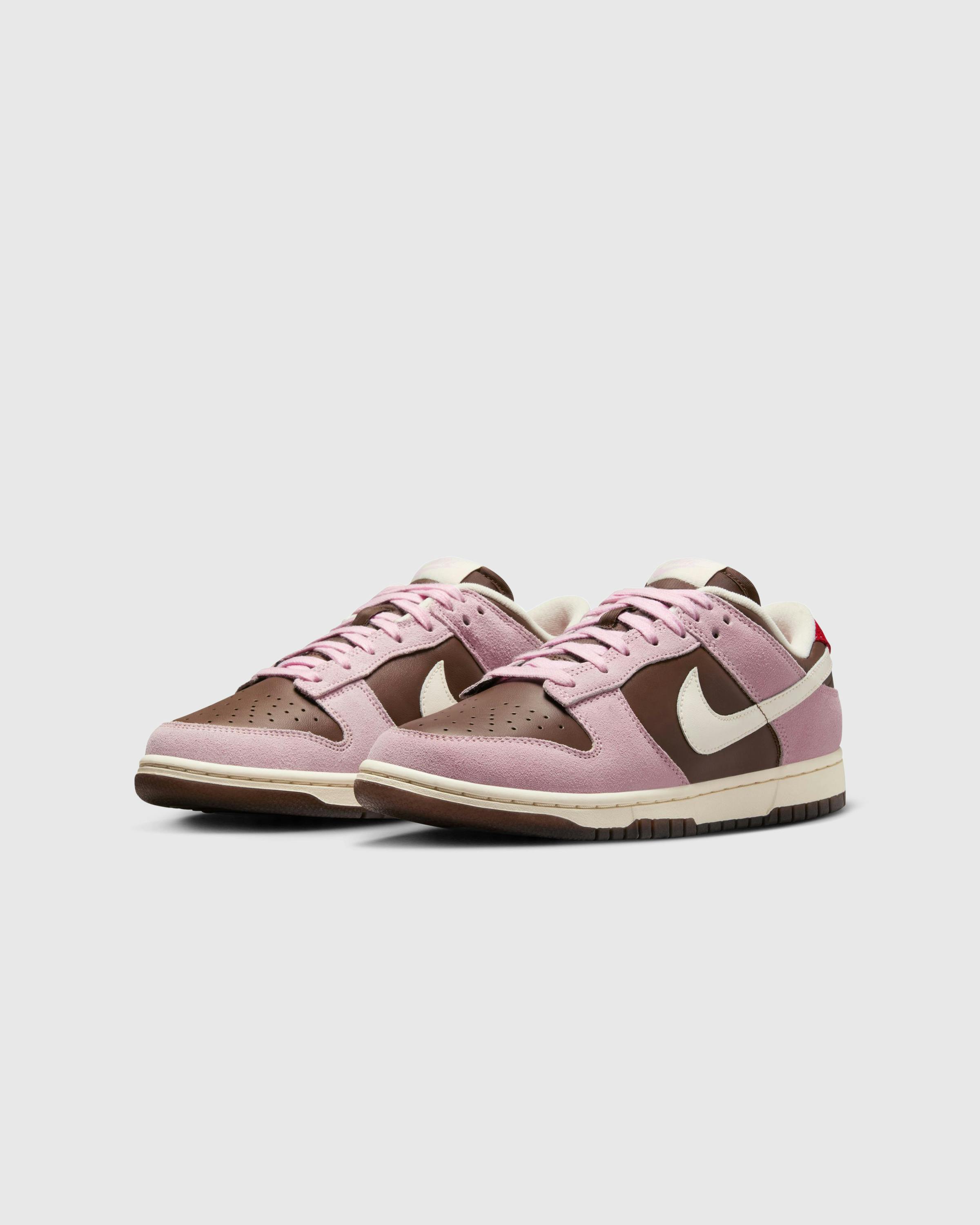 Nike – Dunk Low Cacao Wow/Pale Ivory-Pink Foam - Low Top Sneakers - Brown - Image 3